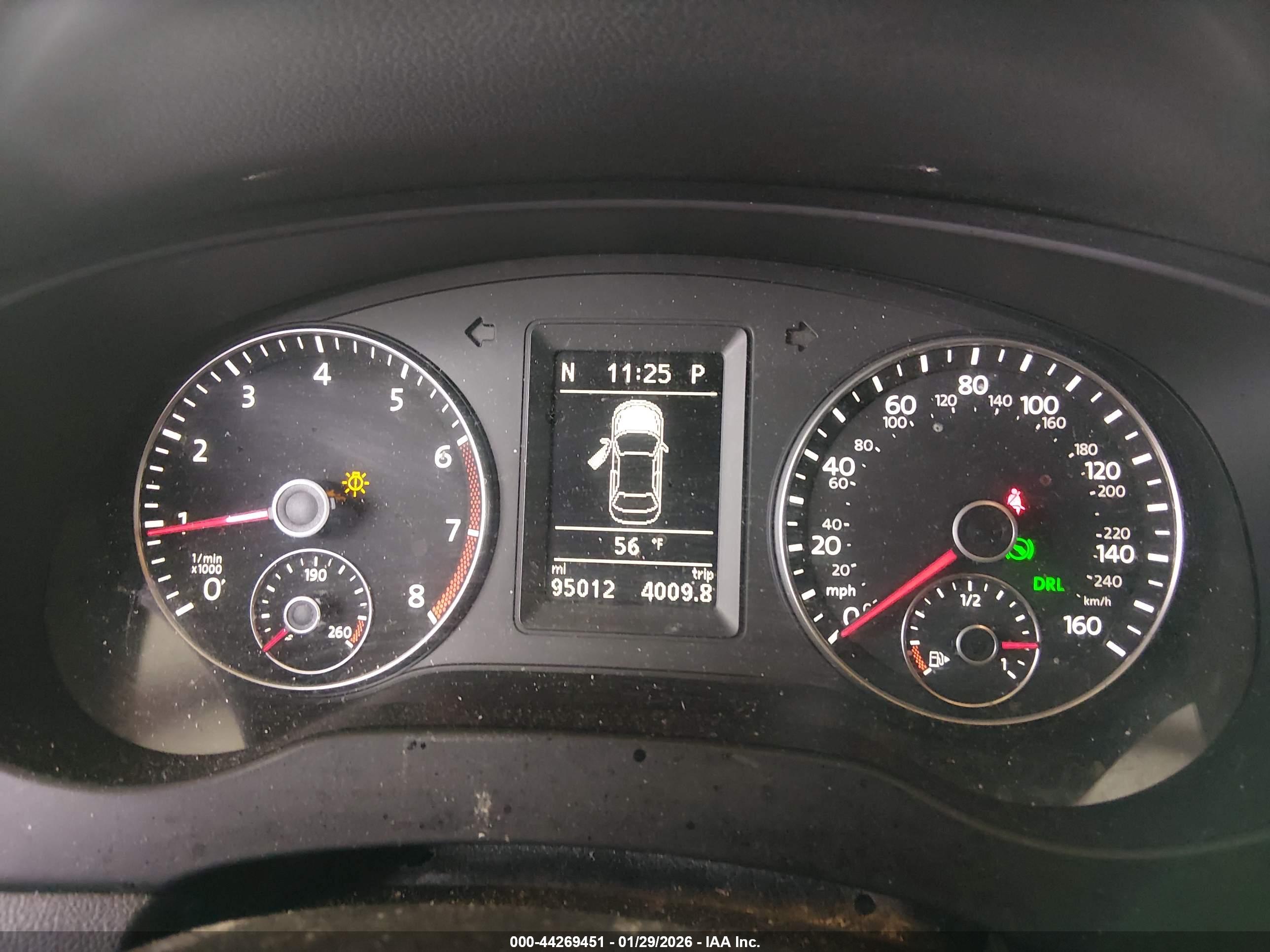 VOLKSWAGEN JETTA image 7