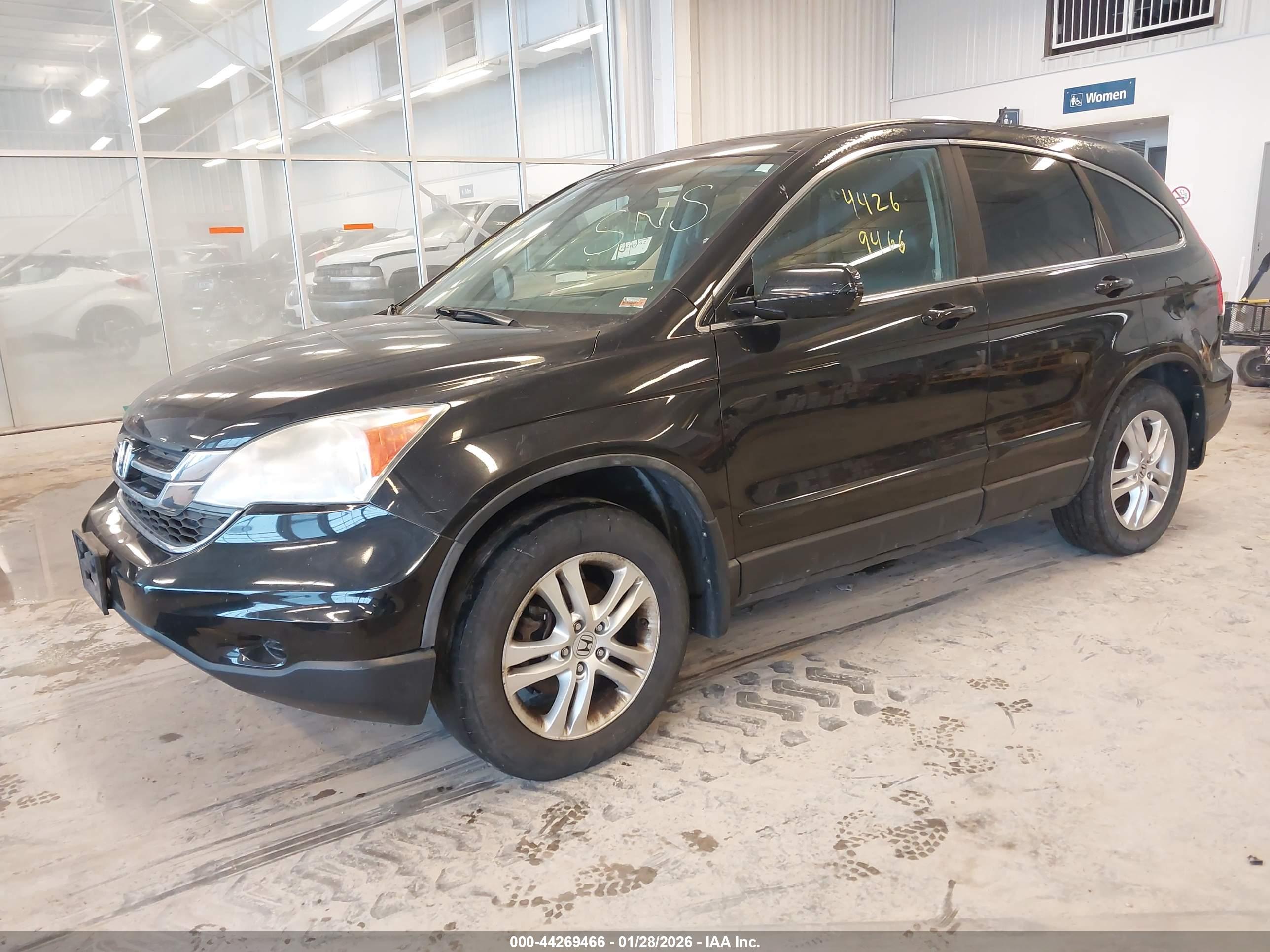HONDA CR-V image 2