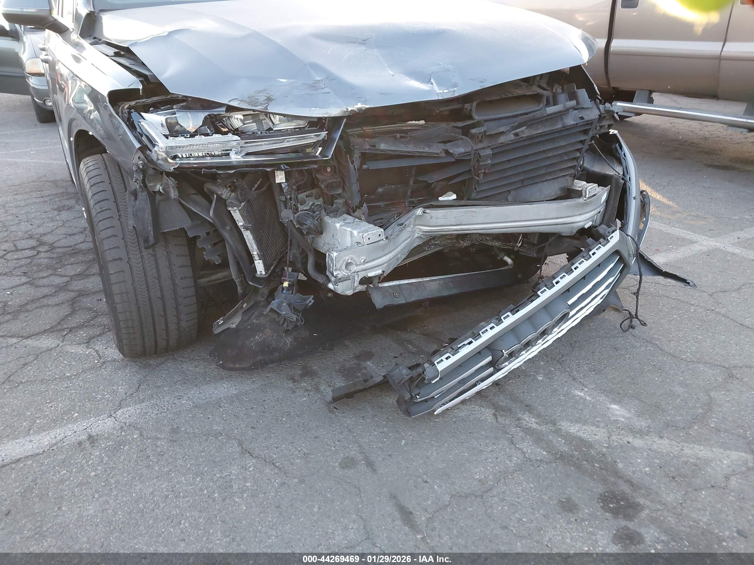 AUDI Q7 image 6