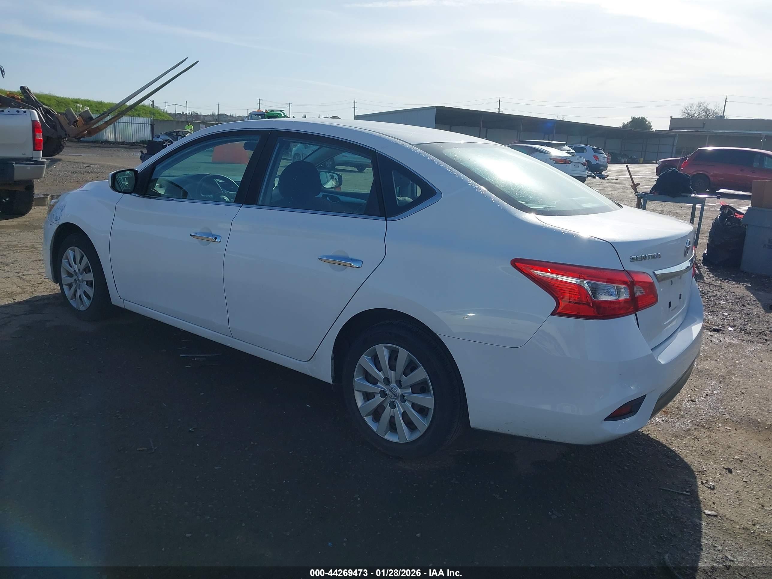 NISSAN SENTRA image 3