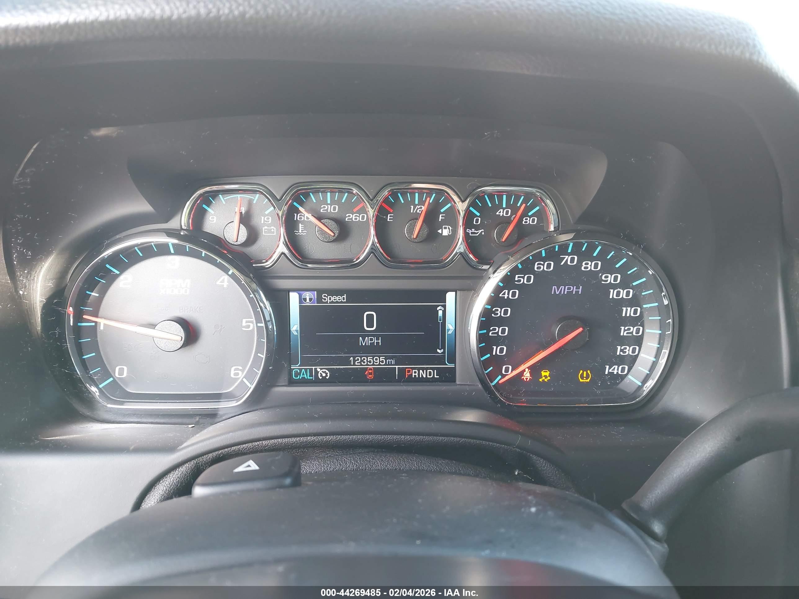 GMC YUKON image 7