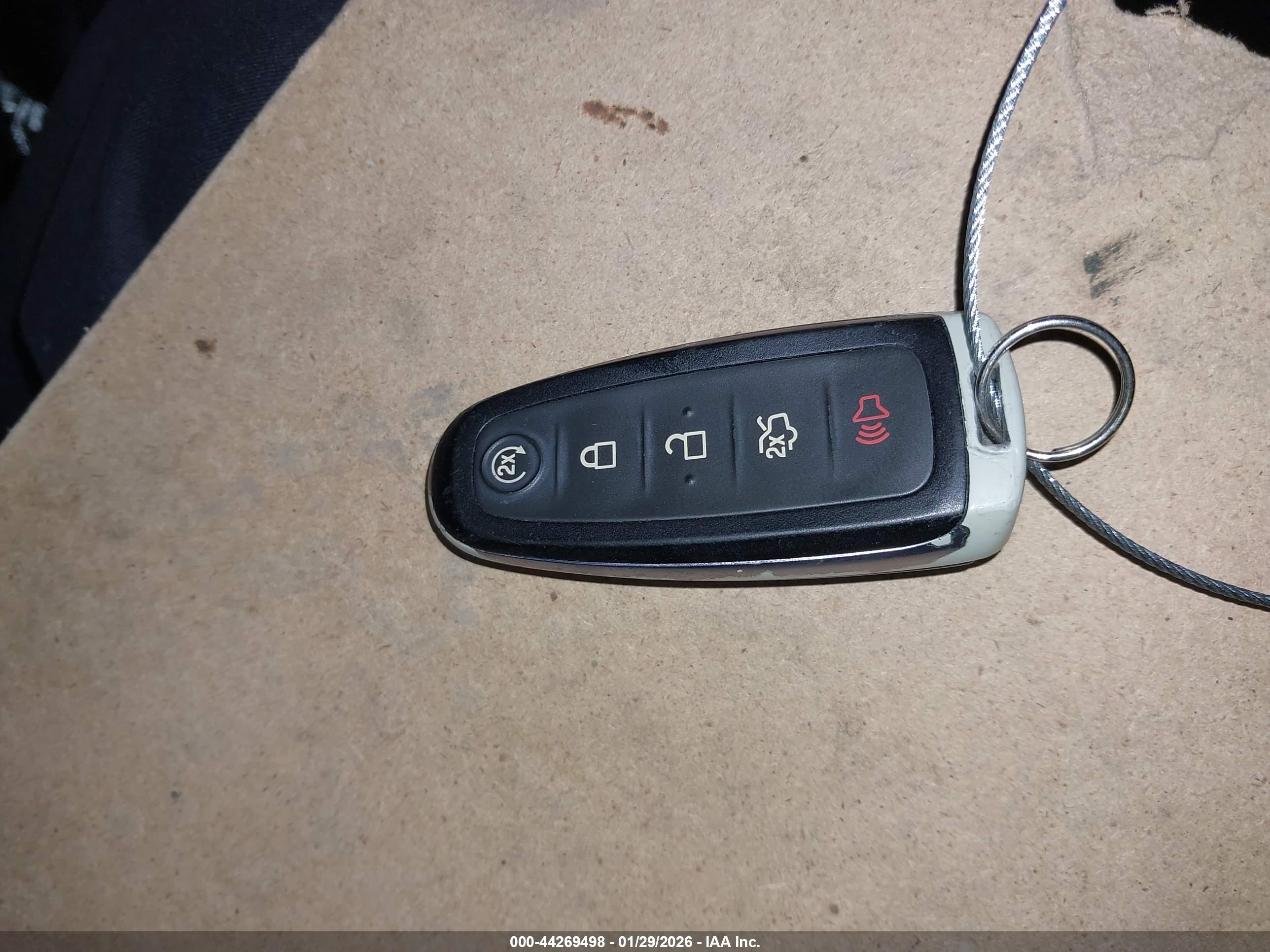 FORD EXPLORER image 11