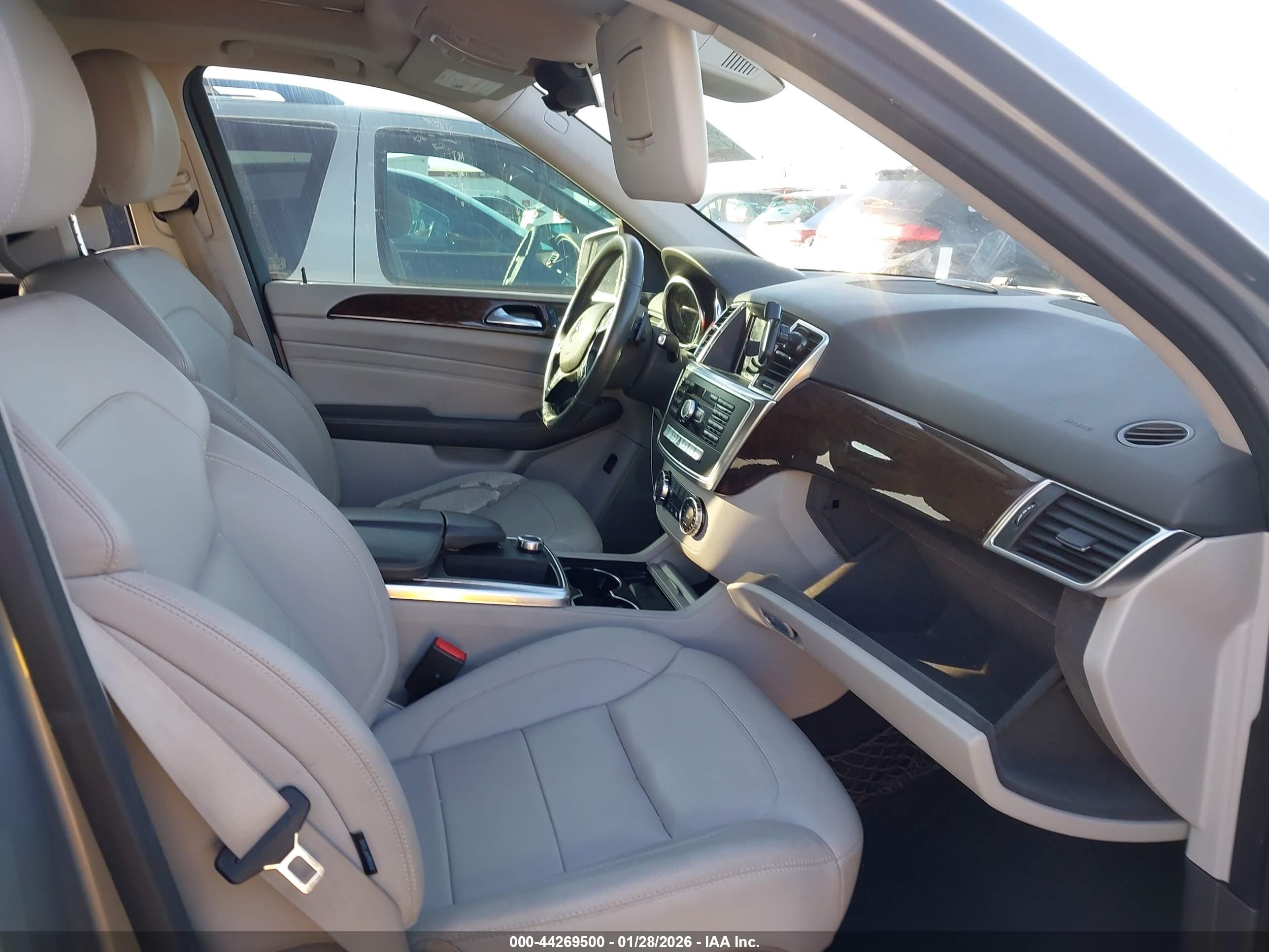 MERCEDES-BENZ ML image 5