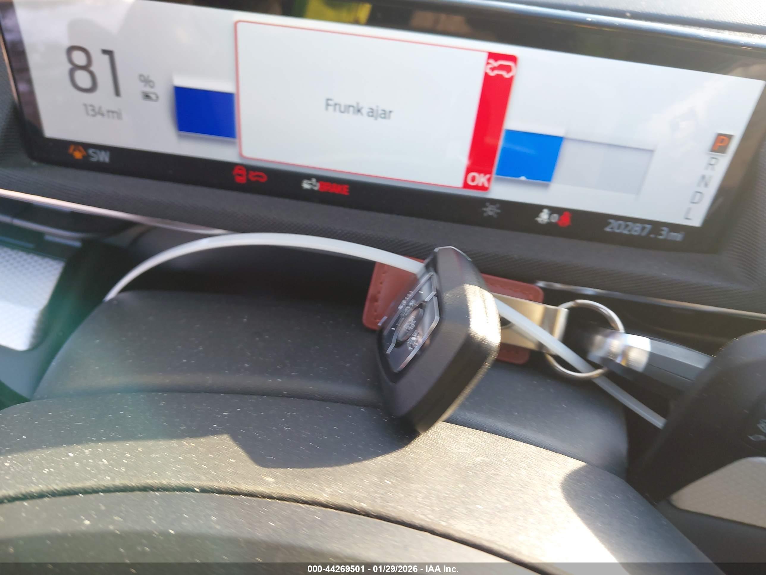 FORD MUSTANG image 11