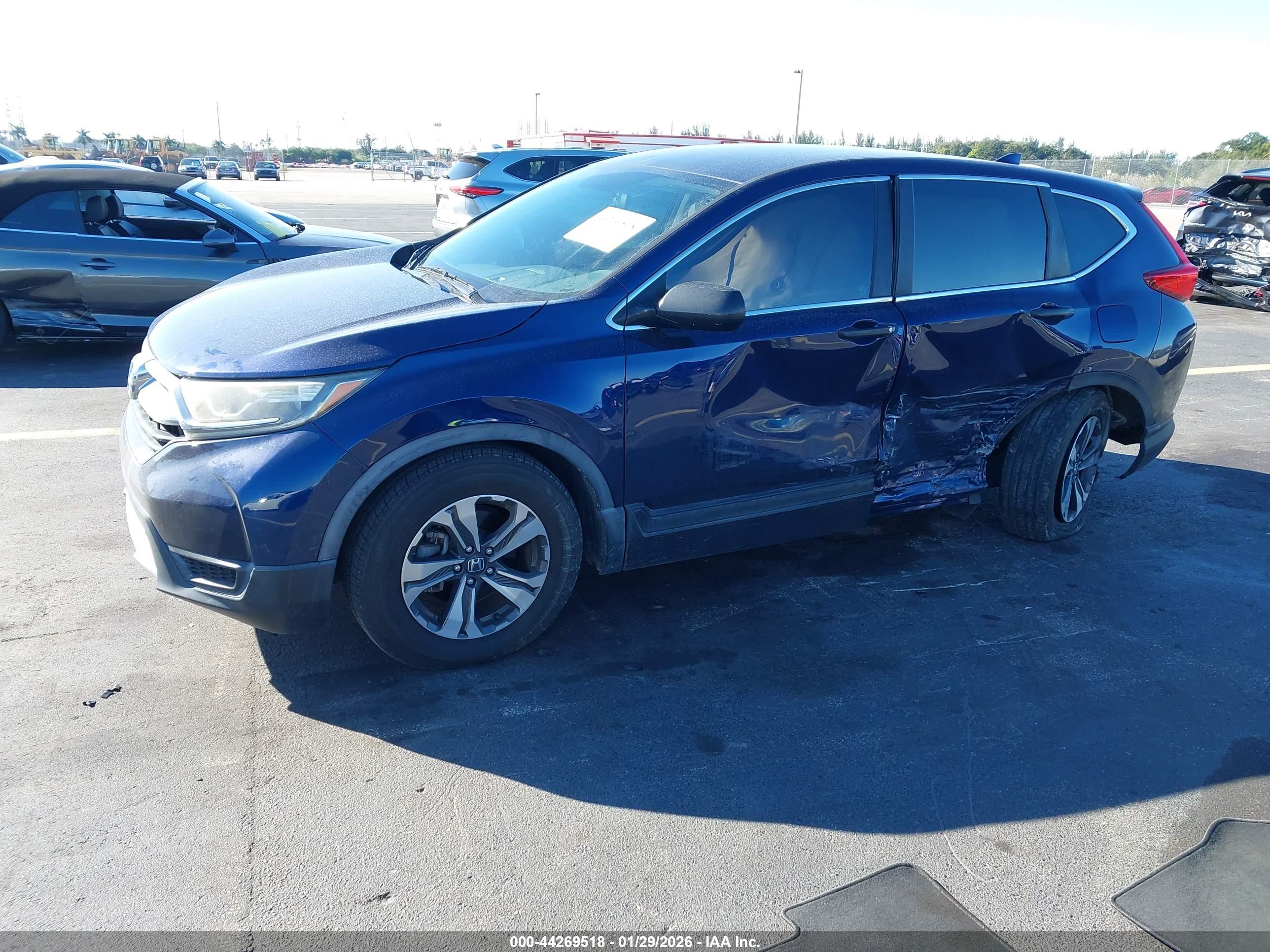HONDA CR-V image 2