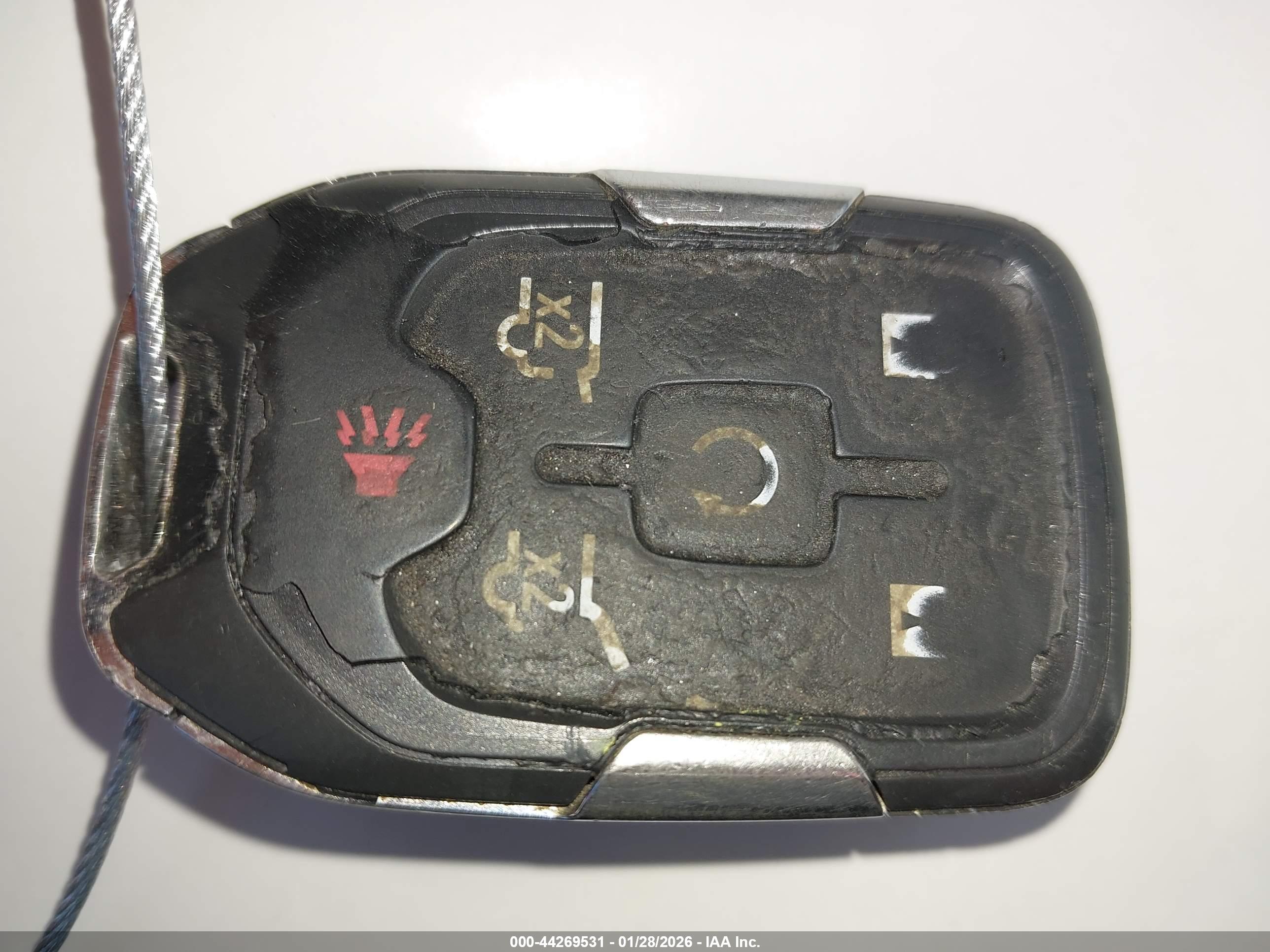 GMC YUKON image 11