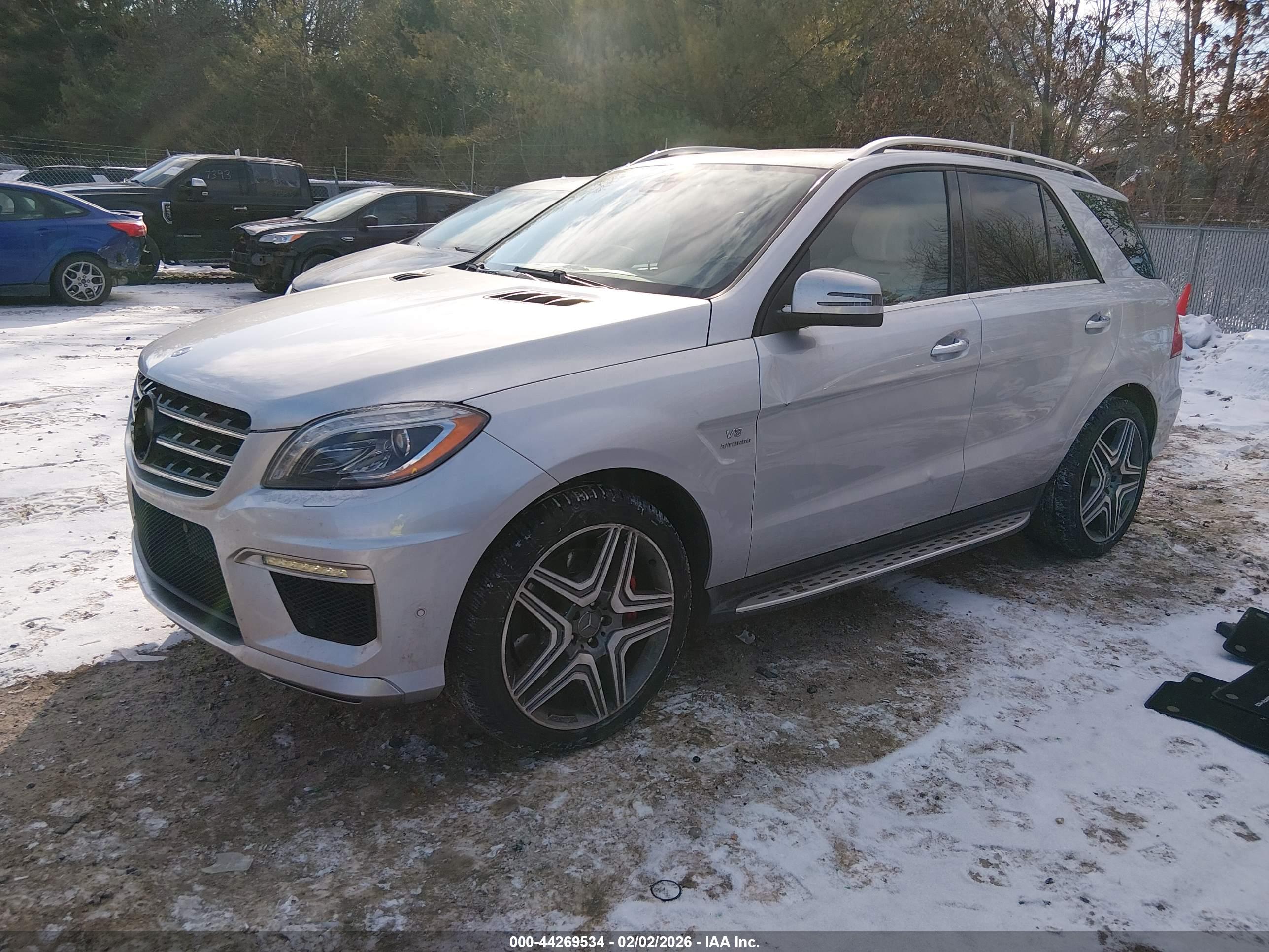 MERCEDES-BENZ ML image 2