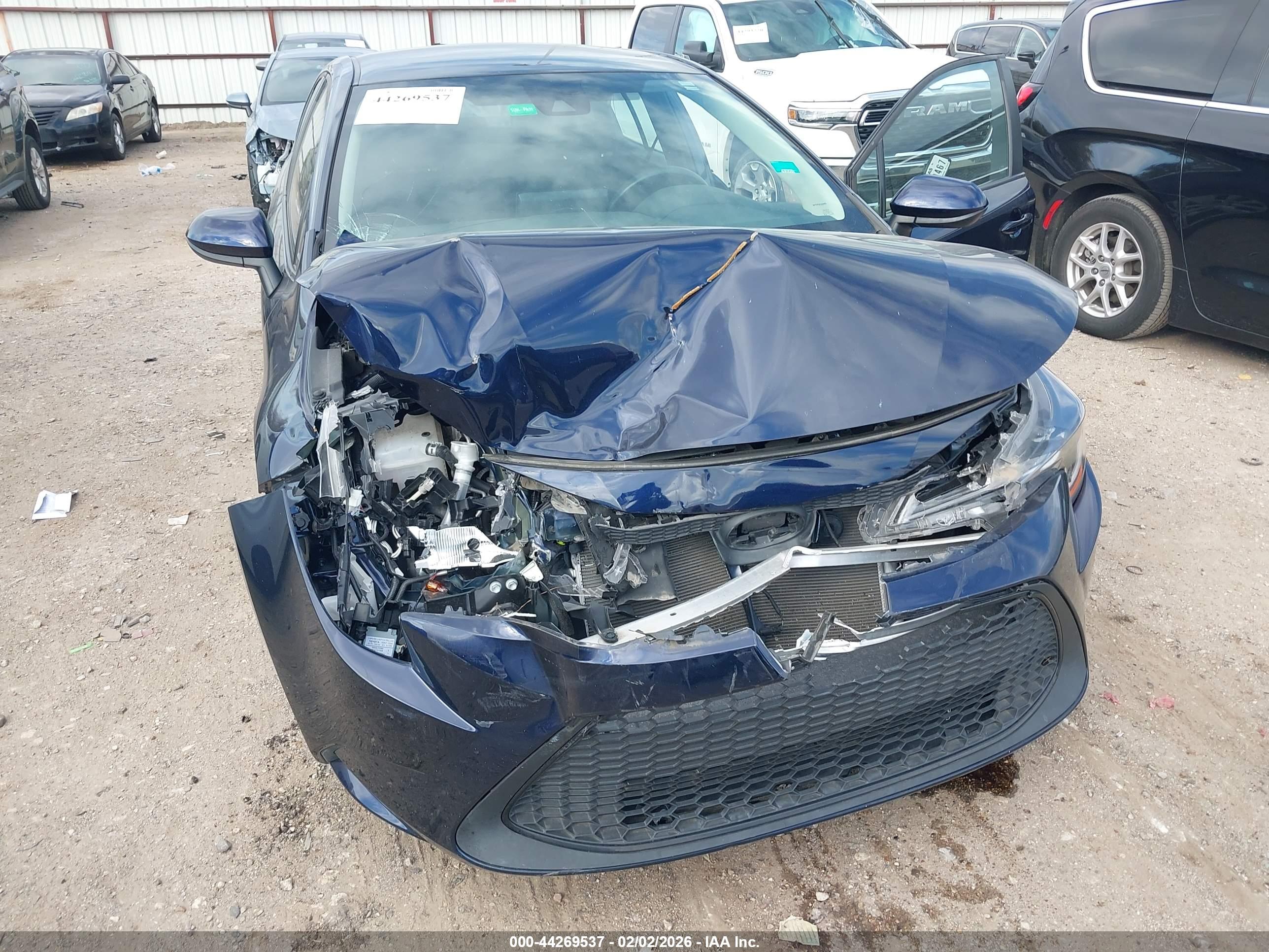 TOYOTA COROLLA image 6