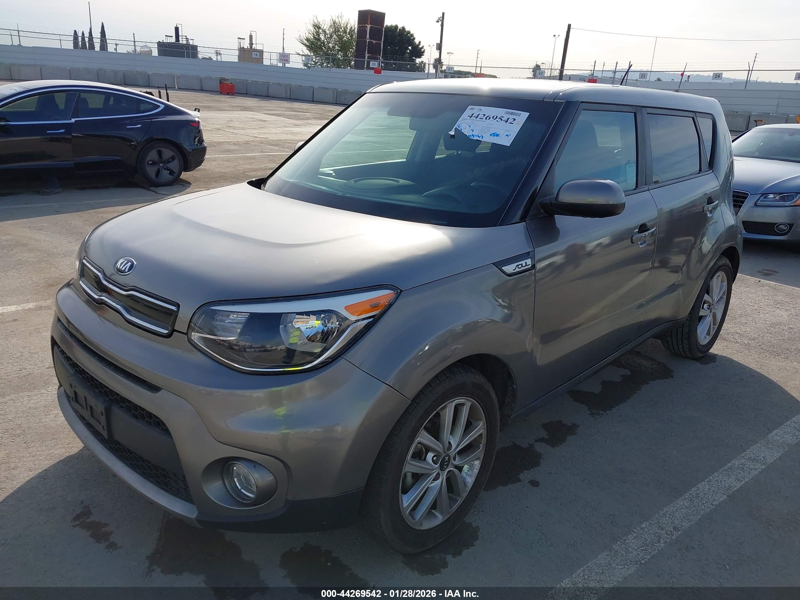KIA SOUL image 6