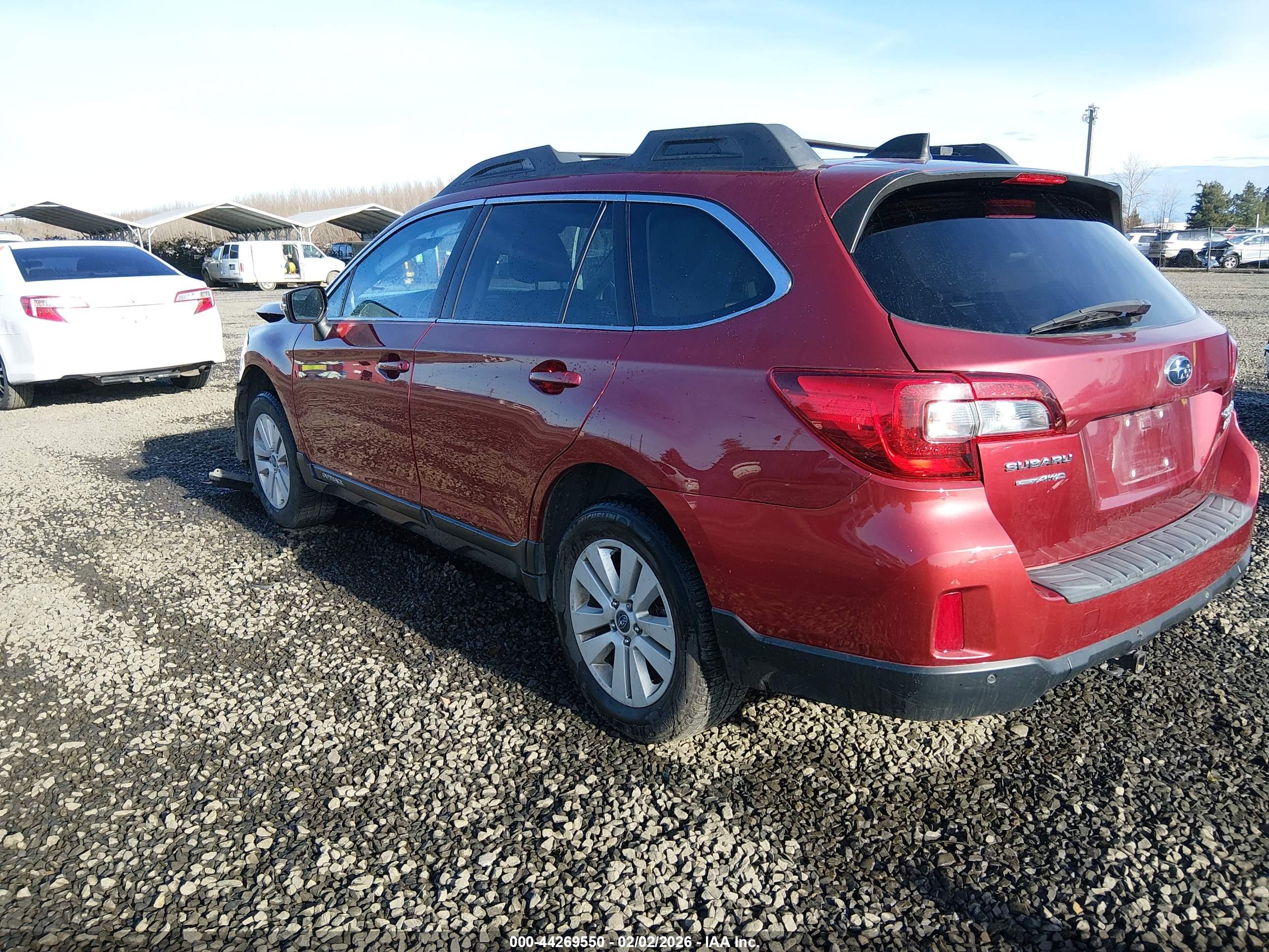 SUBARU OUTBACK image 3