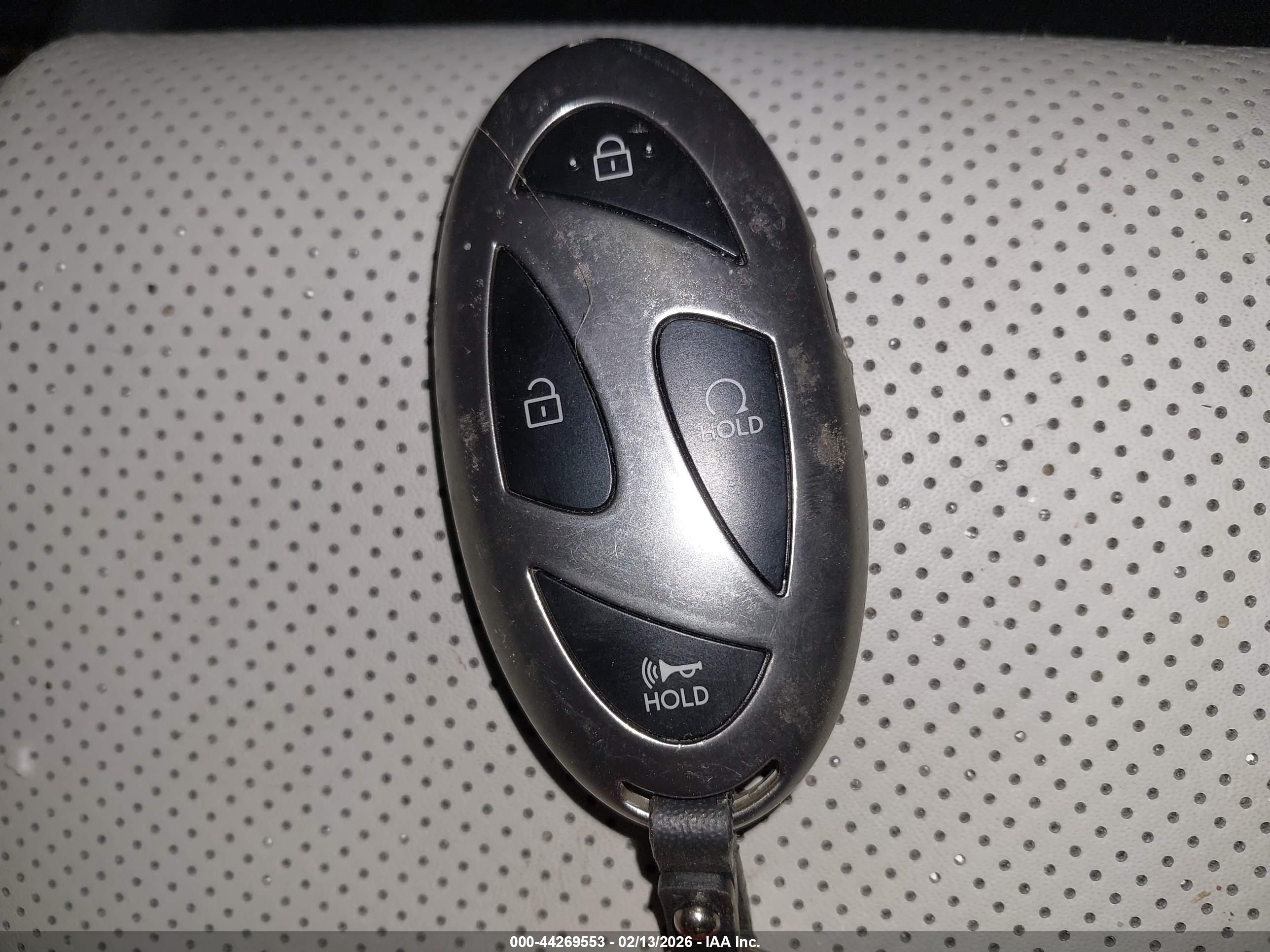 HYUNDAI SANTA image 11