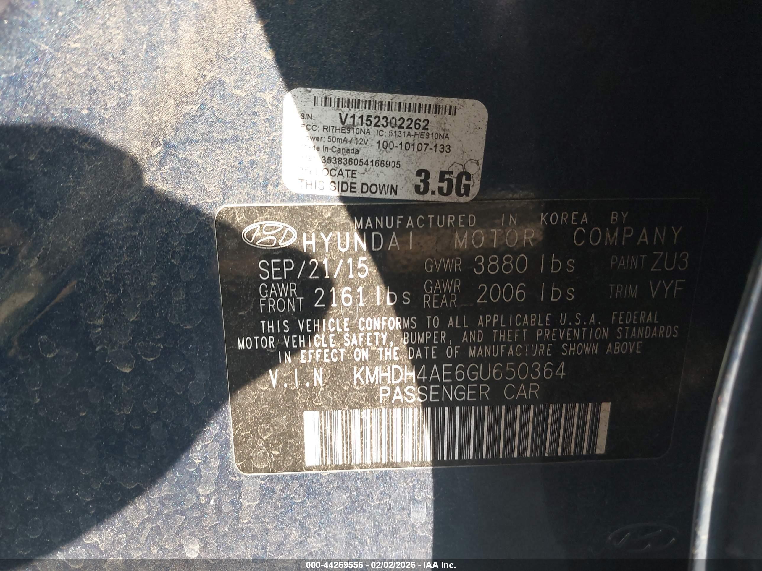 HYUNDAI ELANTRA image 9