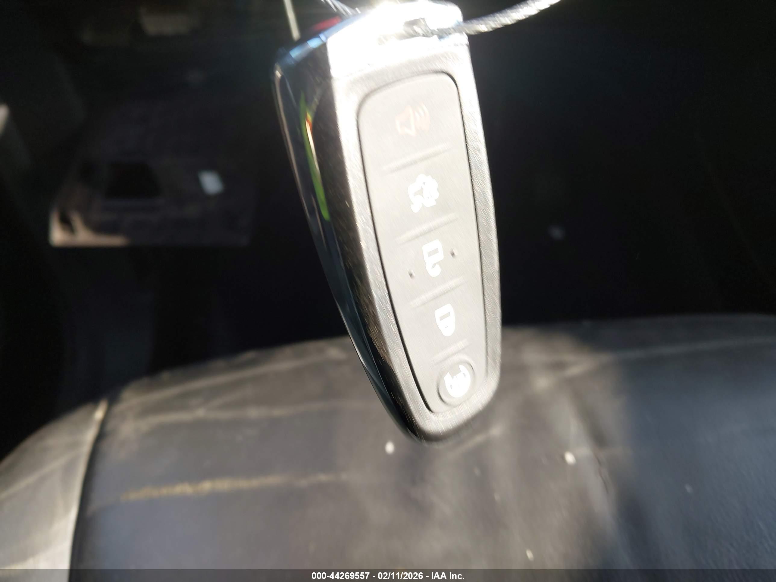FORD ESCAPE image 11