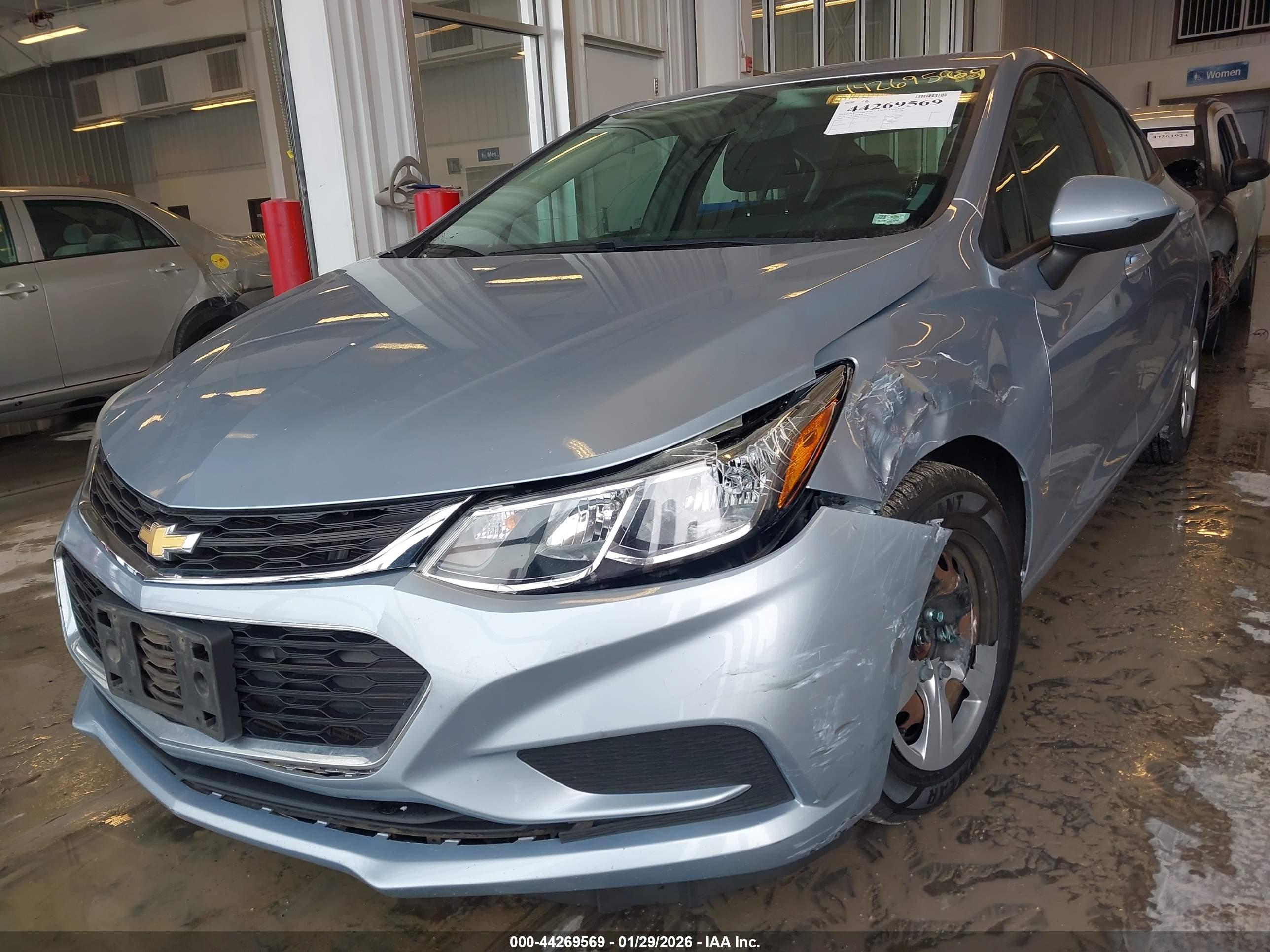 CHEVROLET CRUZE image 6