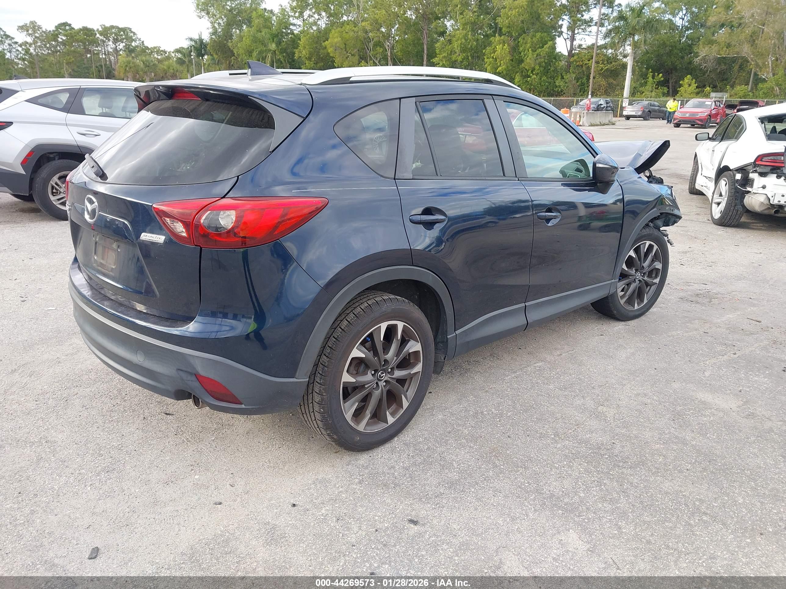 MAZDA CX-5 image 4