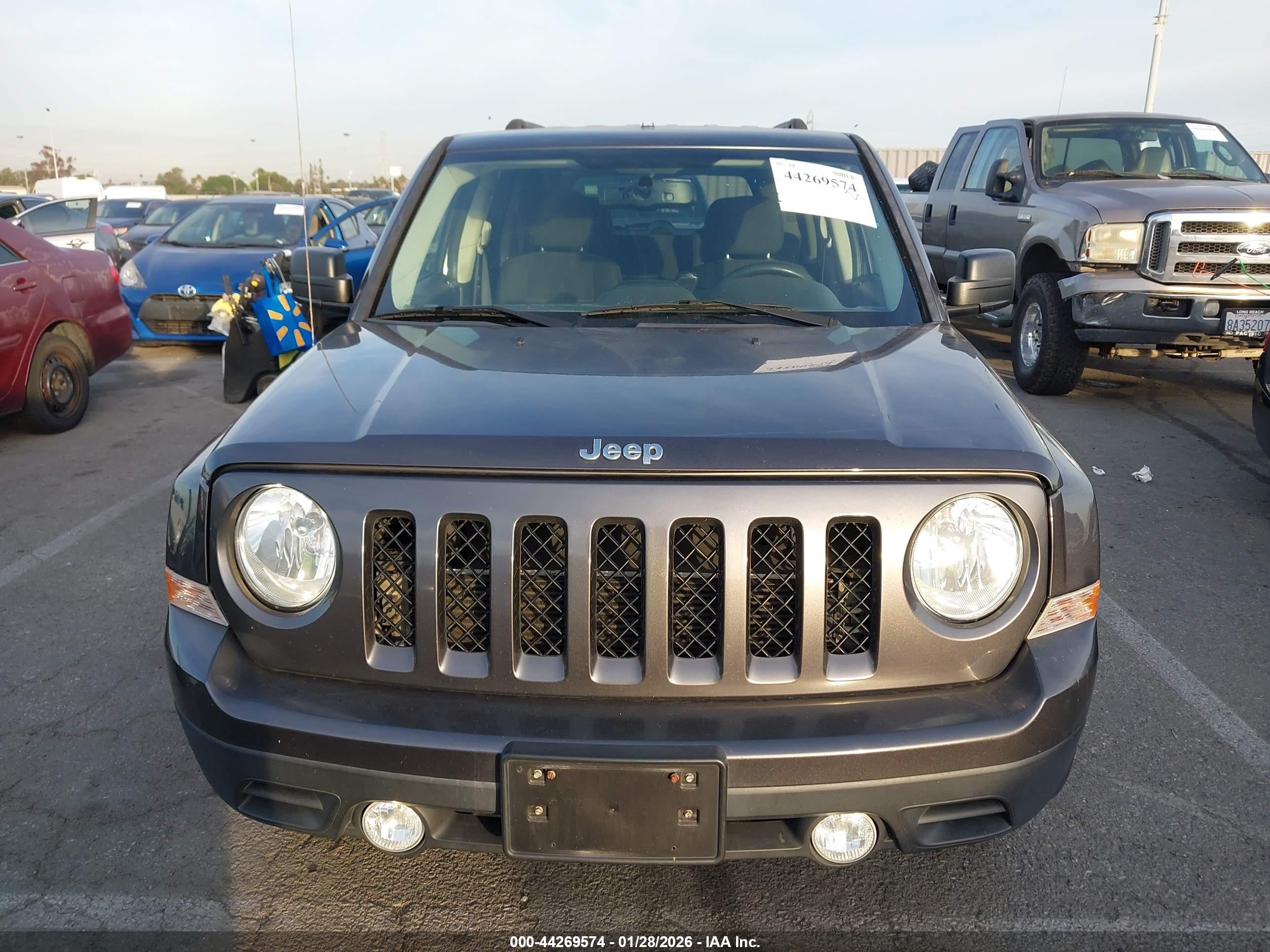 JEEP PATRIOT image 6