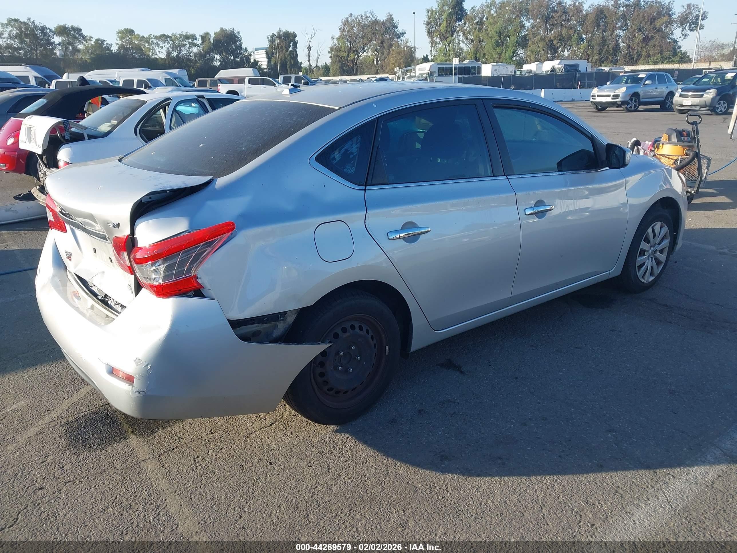 NISSAN SENTRA image 4