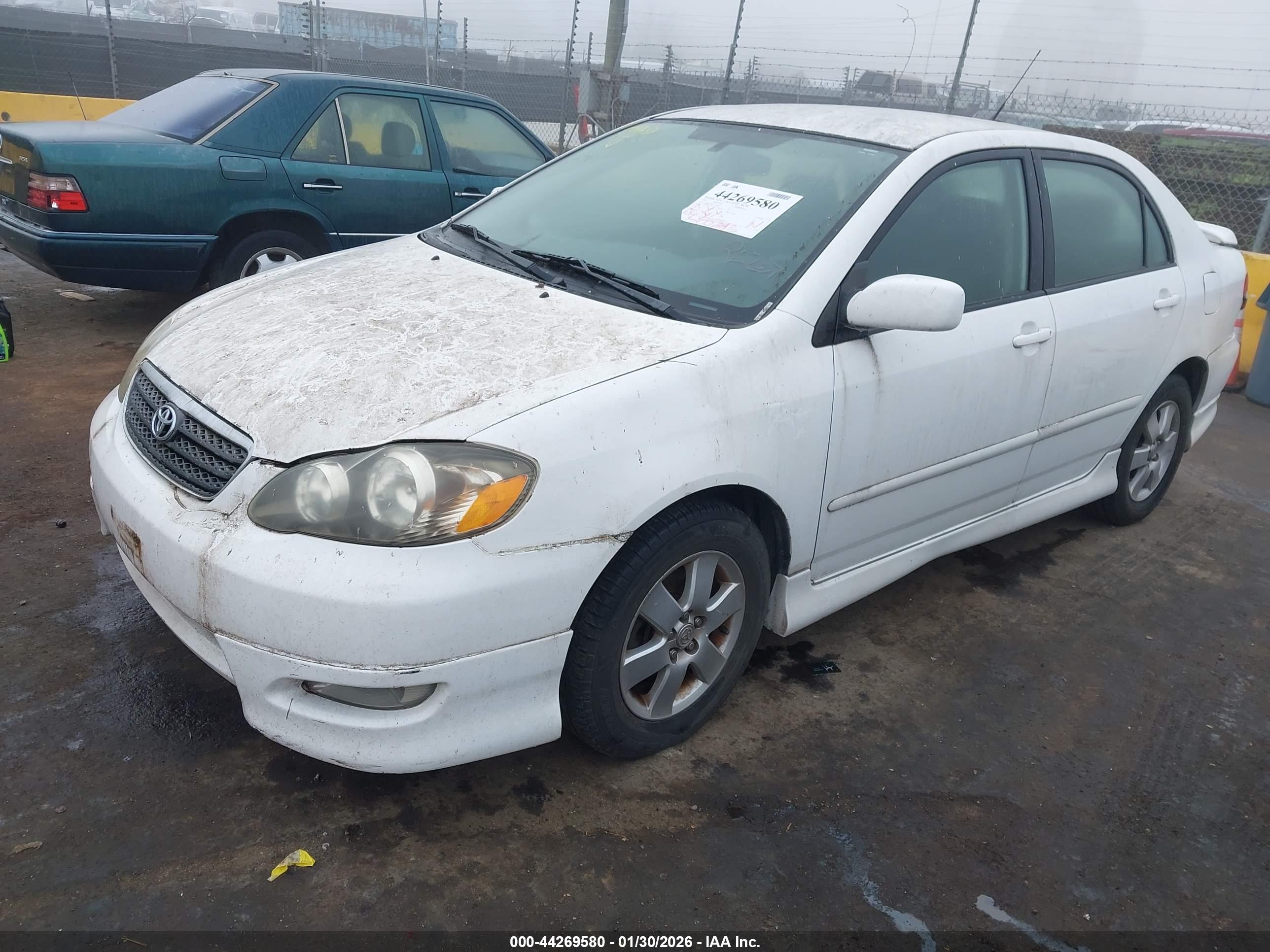 TOYOTA COROLLA image 2