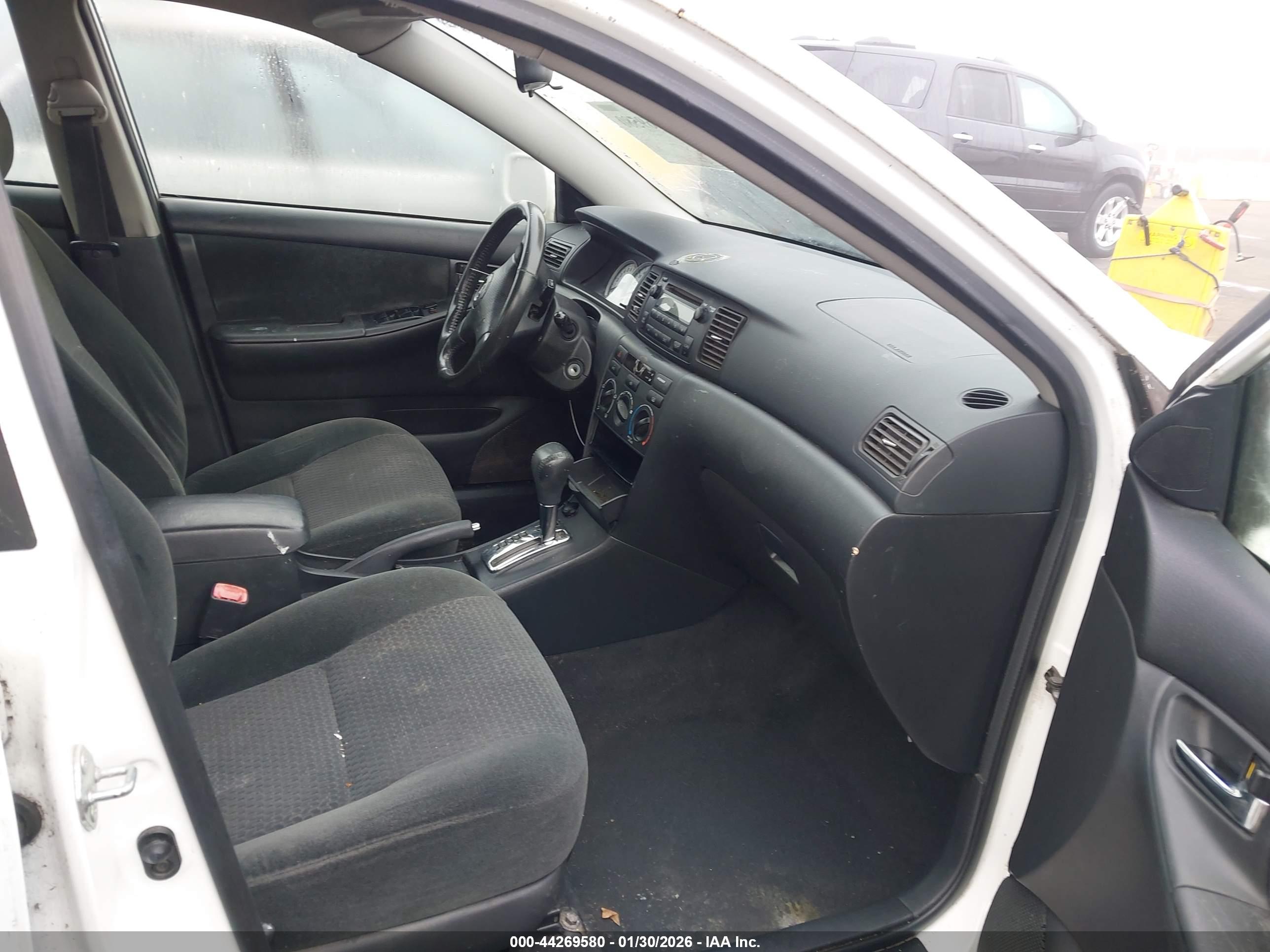 TOYOTA COROLLA image 5