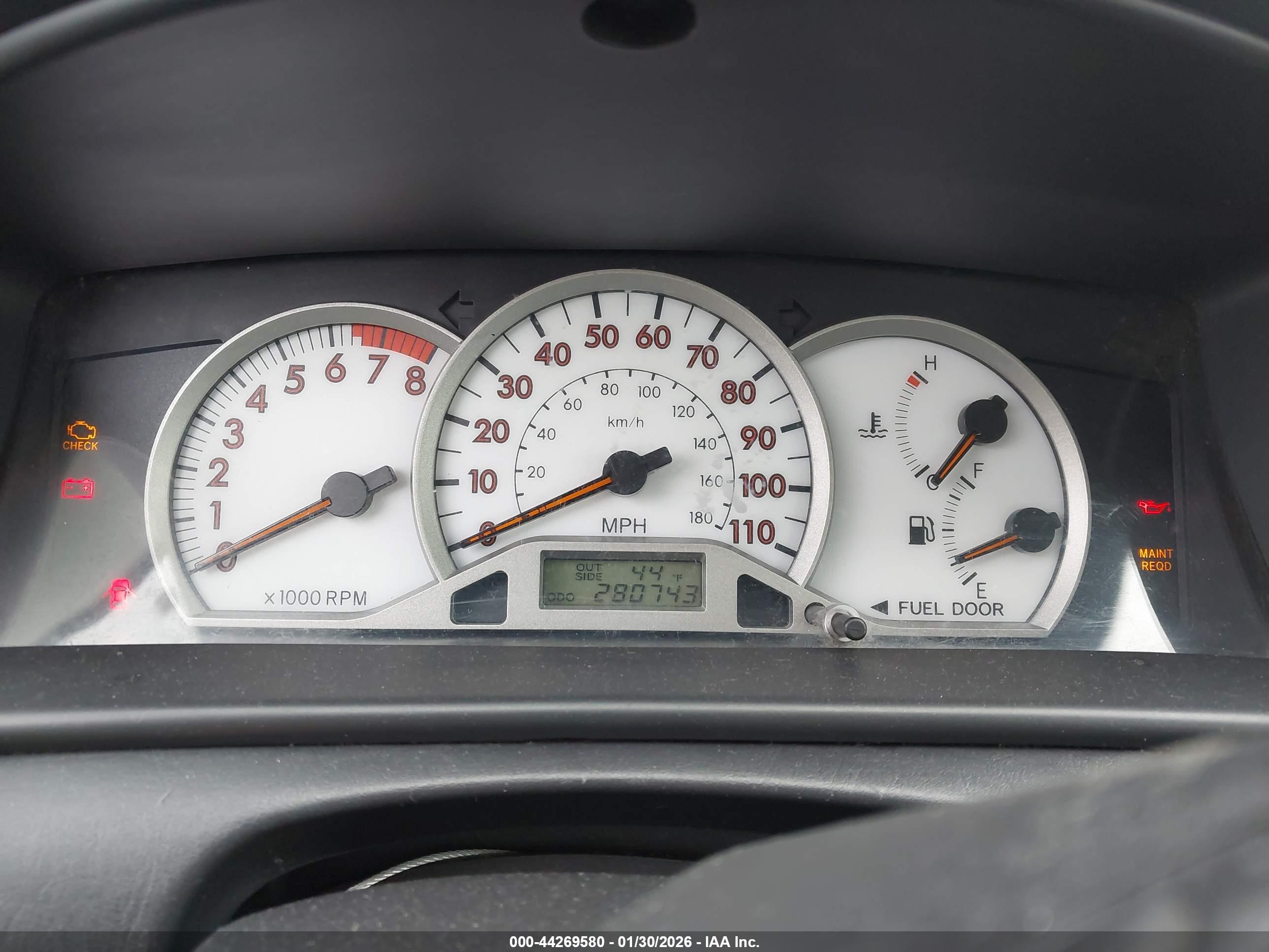 TOYOTA COROLLA image 7