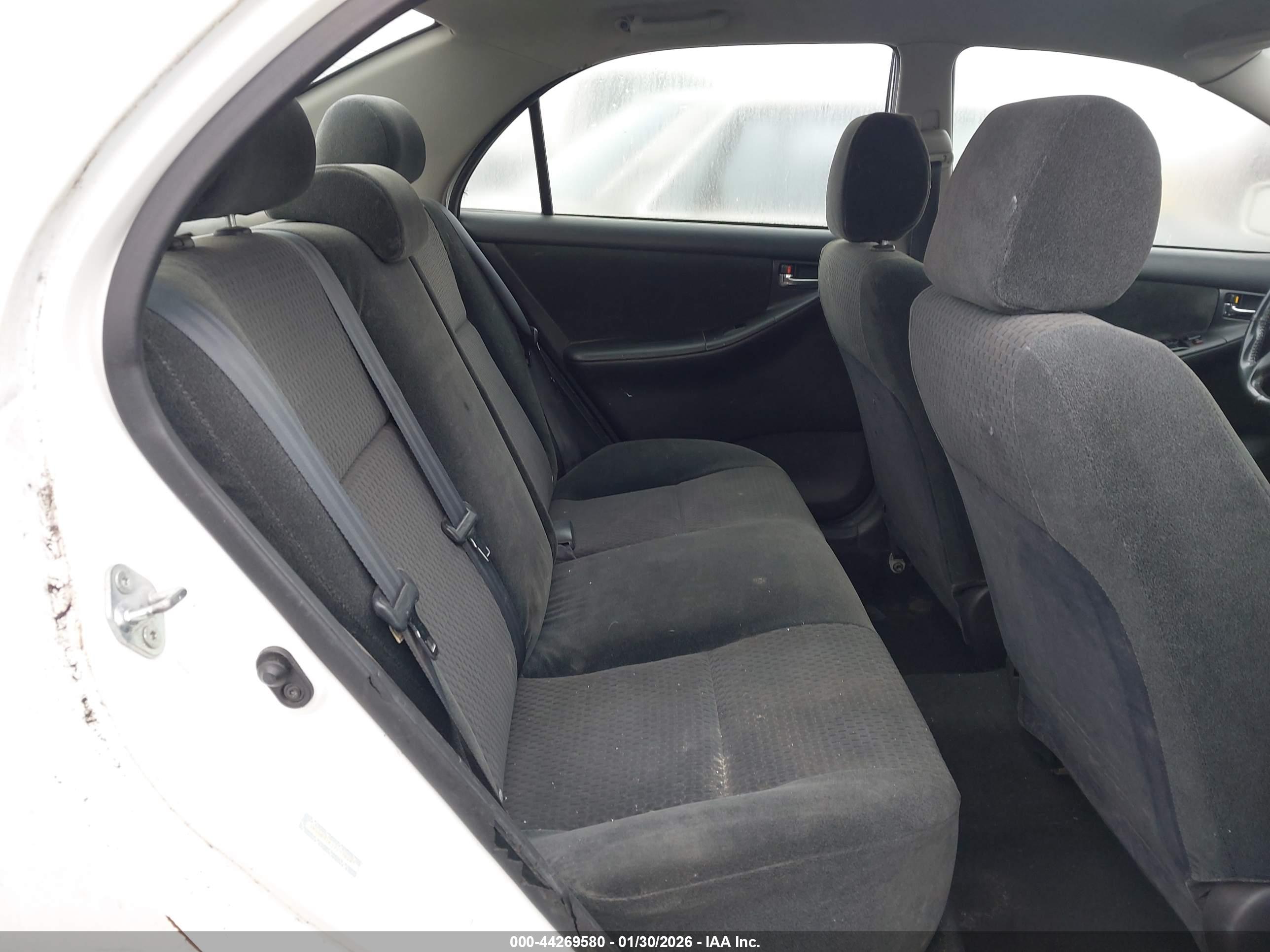 TOYOTA COROLLA image 8