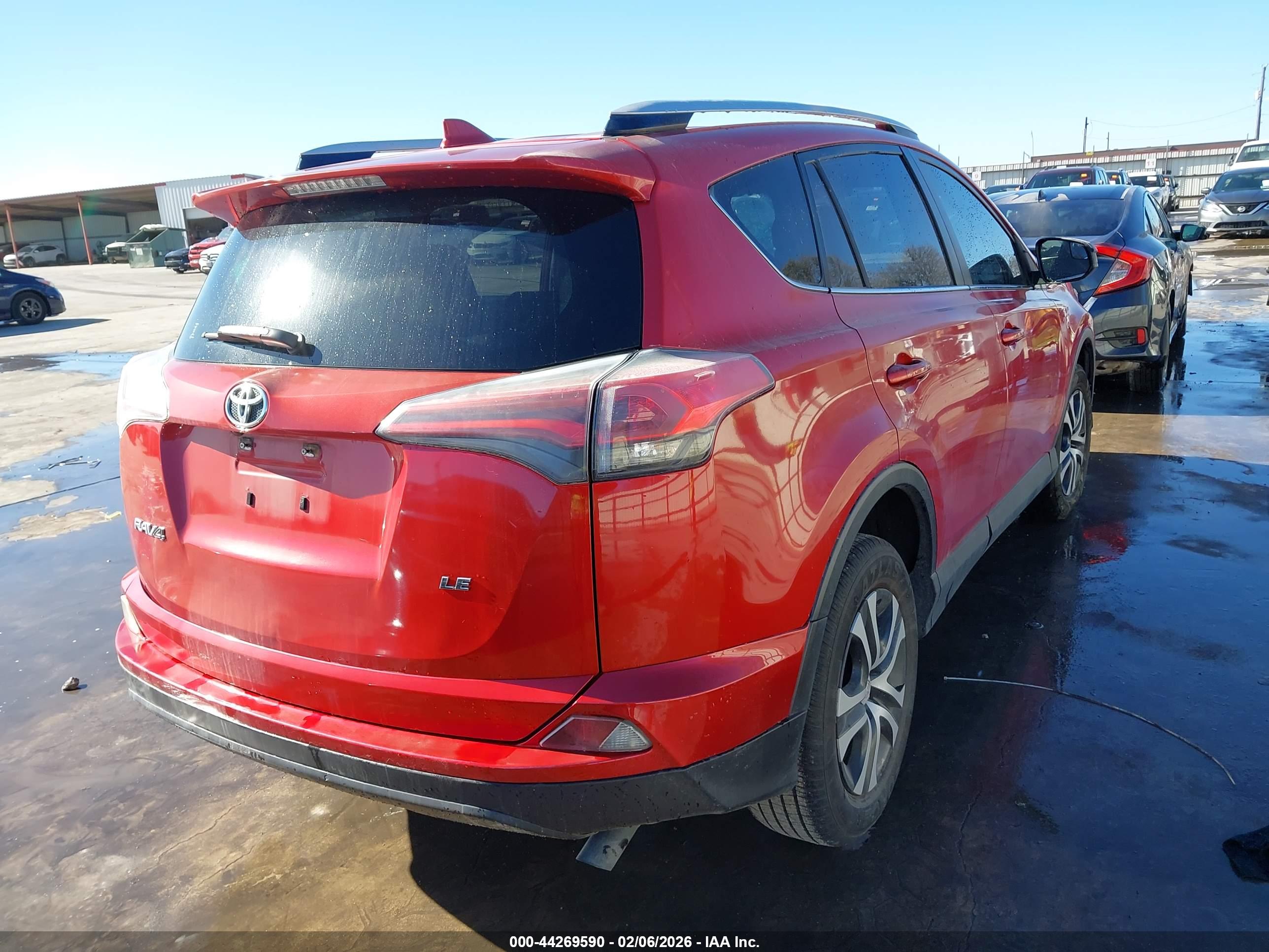 TOYOTA RAV4 image 4
