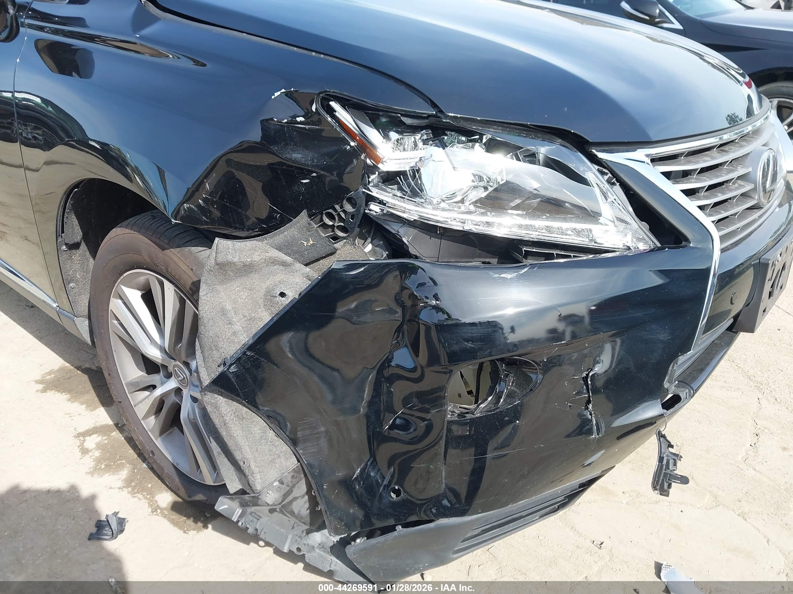 LEXUS RX image 6