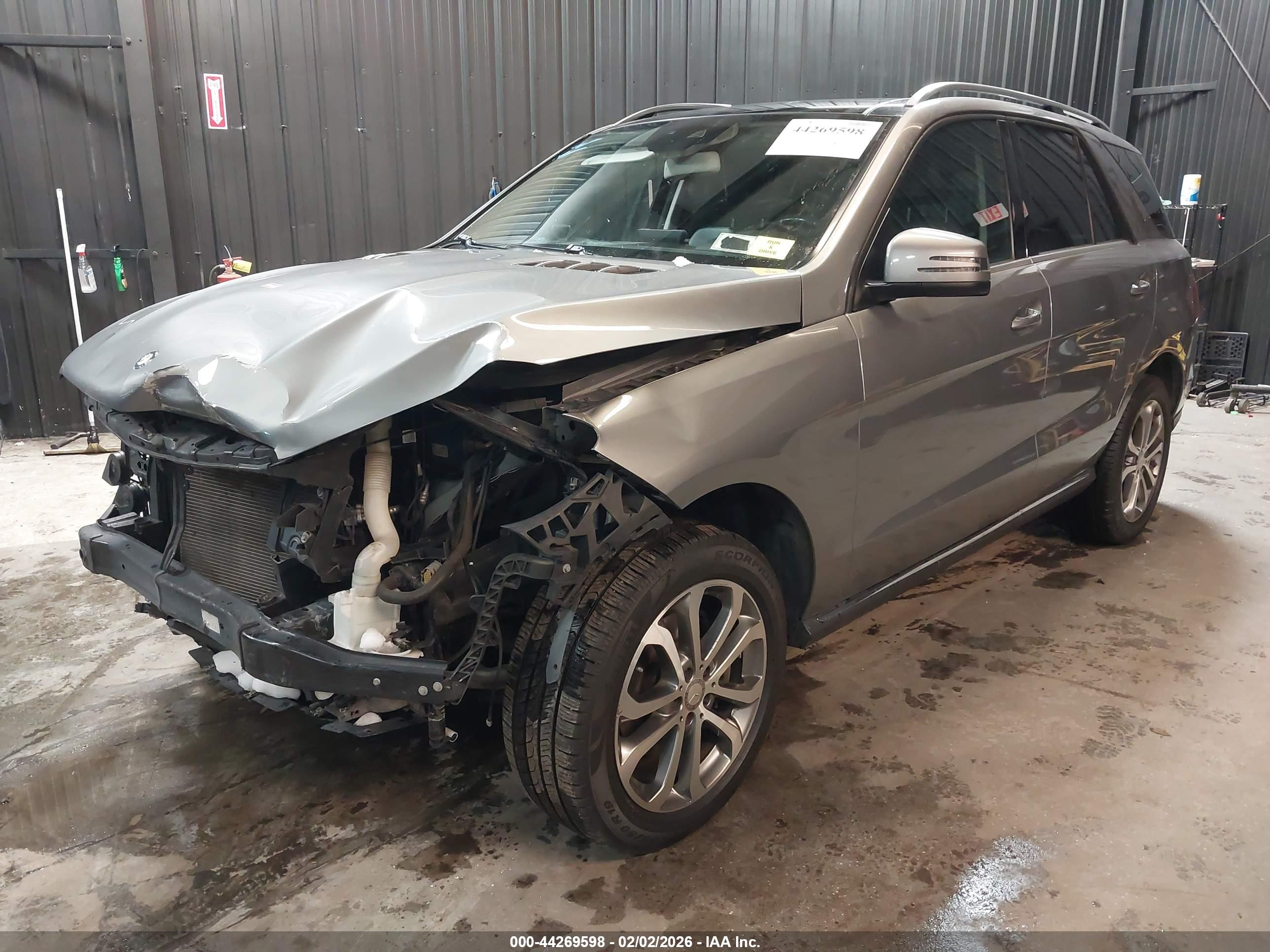 MERCEDES-BENZ GLE image 2
