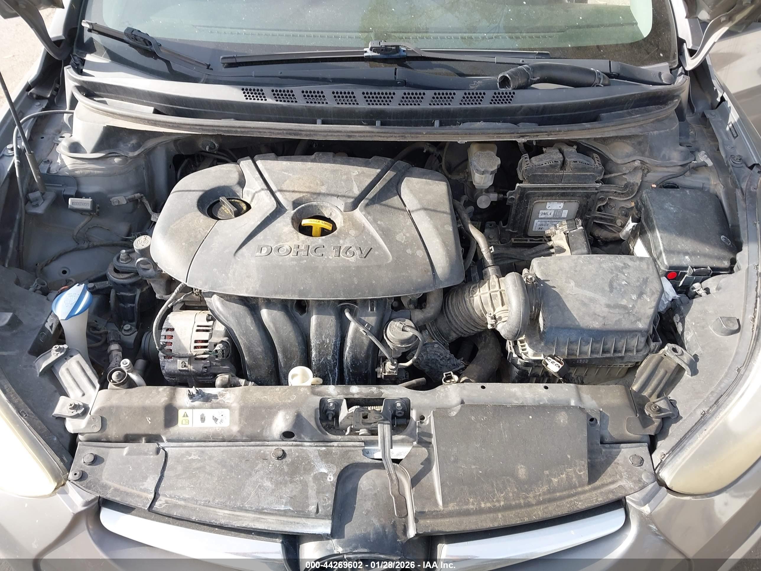 HYUNDAI ELANTRA image 10