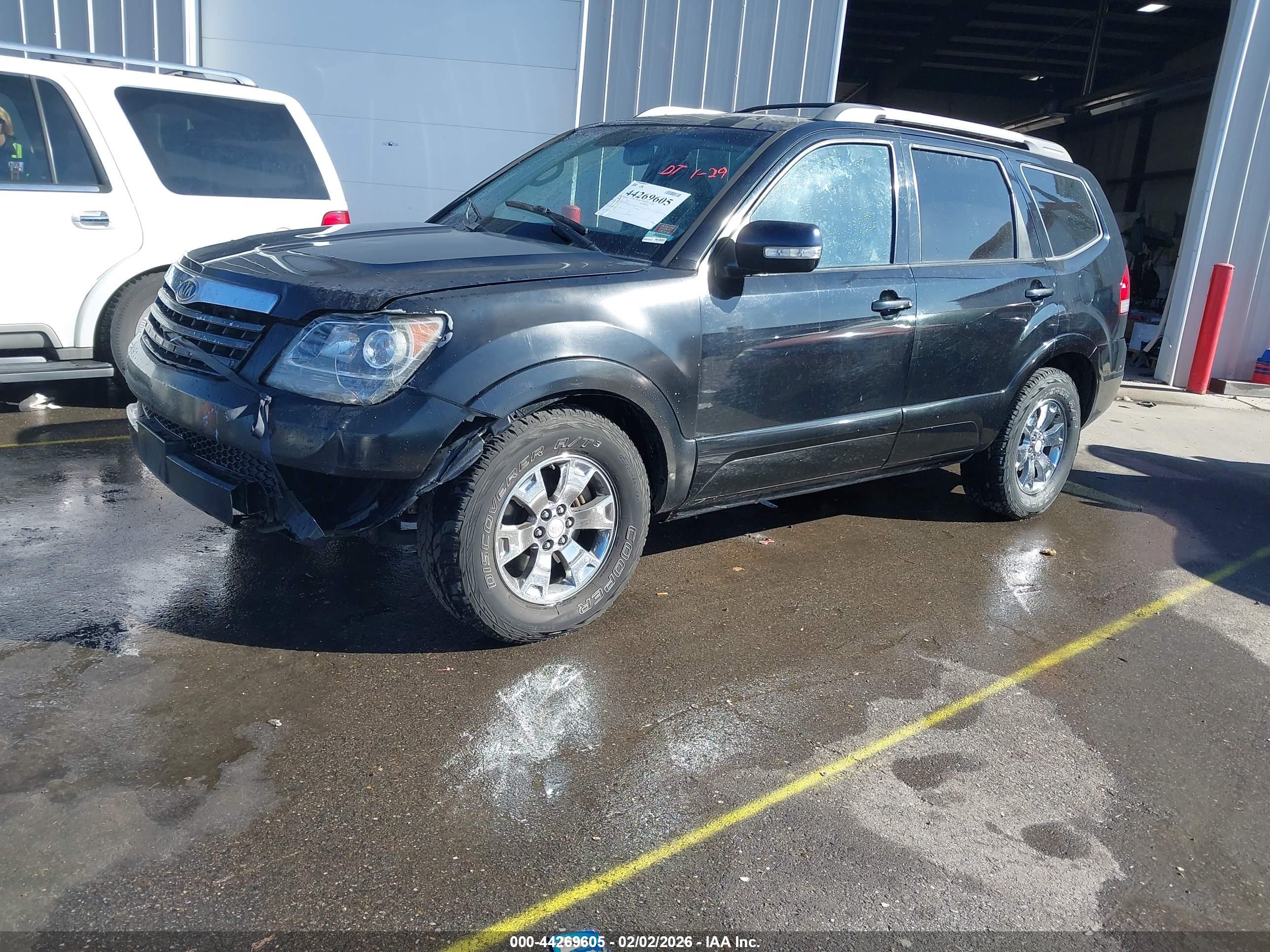 KIA BORREGO image 2