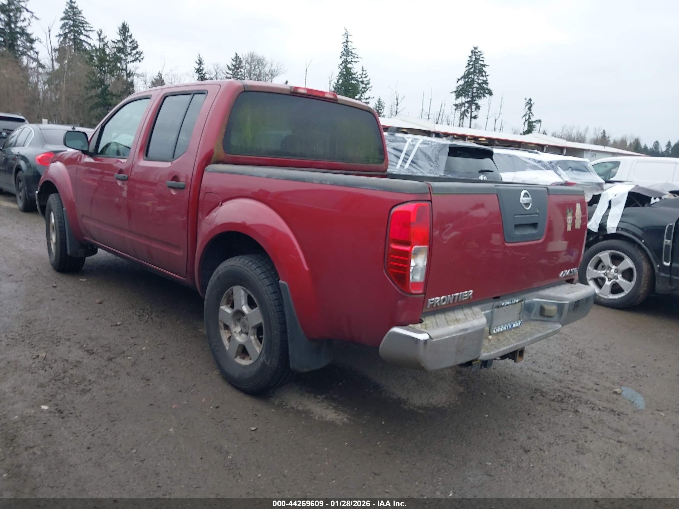 NISSAN FRONTIER image 3