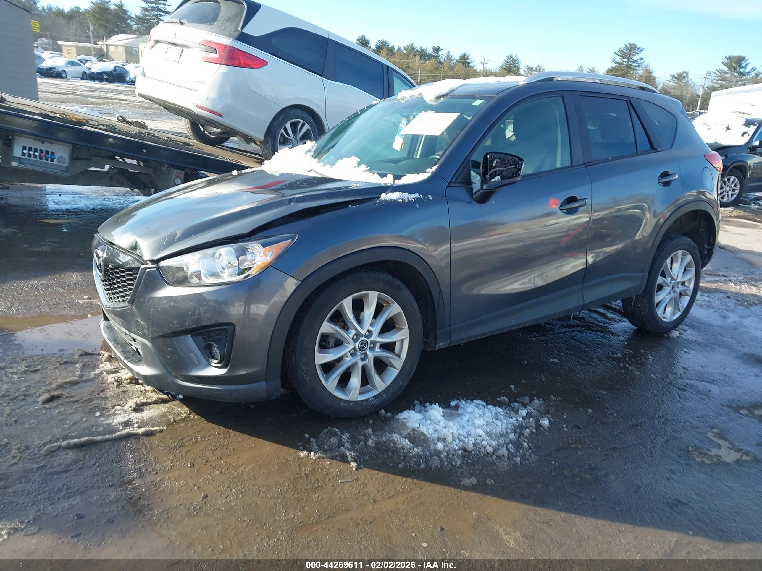 MAZDA CX-5 image 2