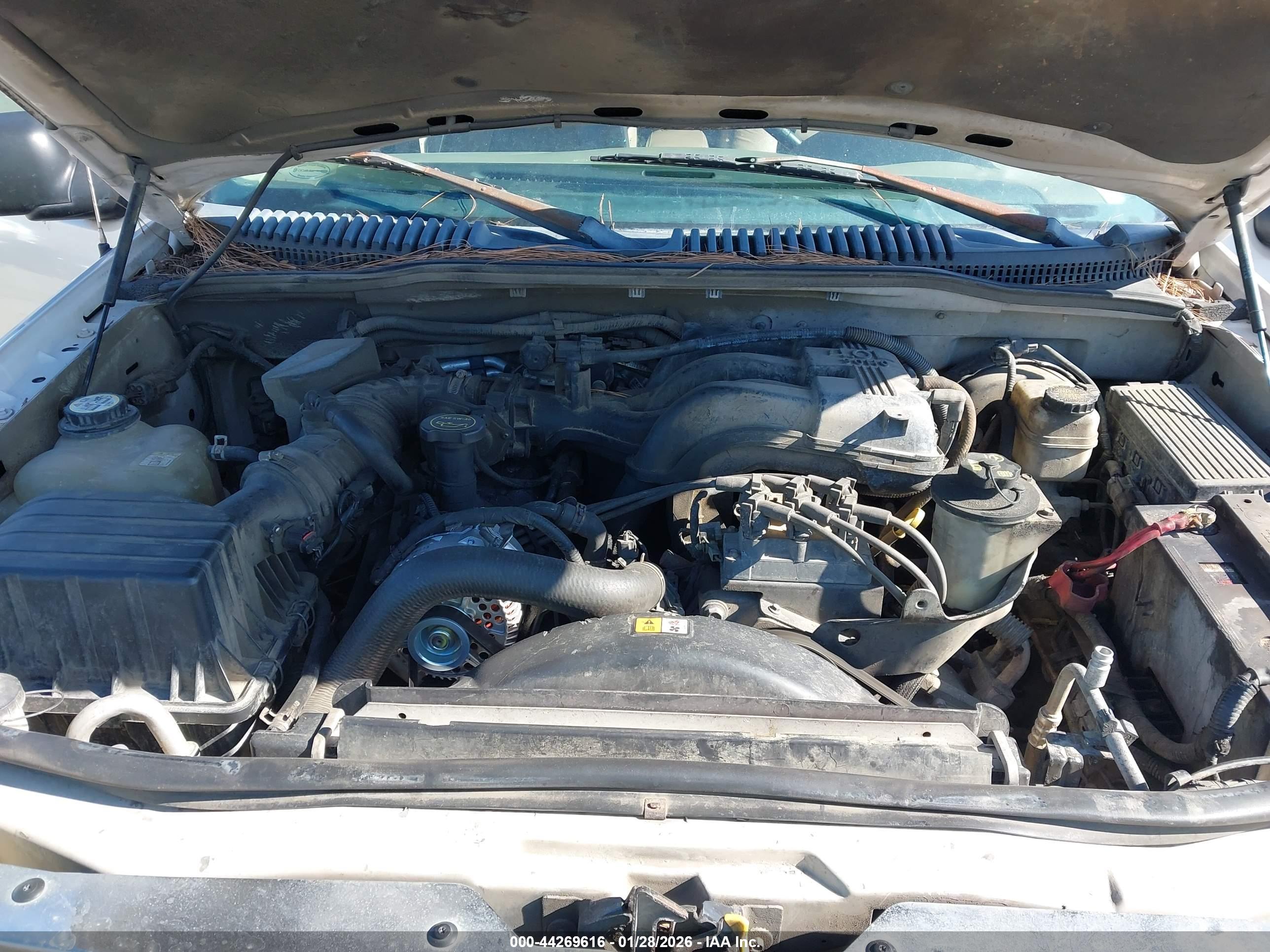FORD EXPLORER image 10