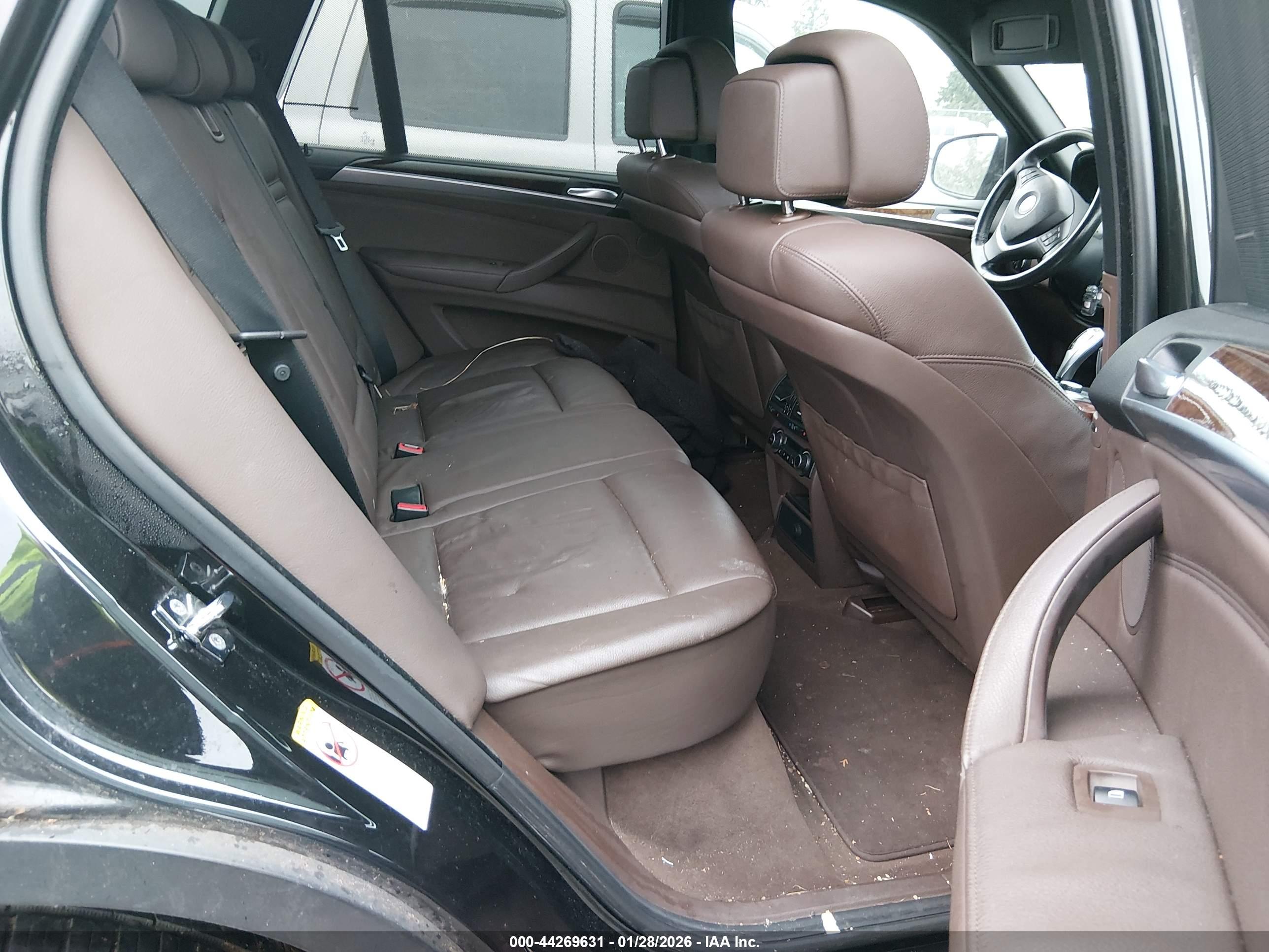BMW X5 image 8