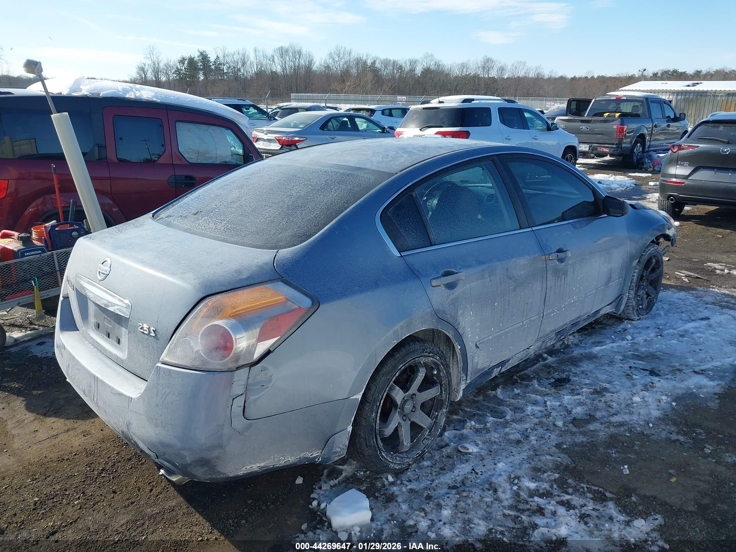 NISSAN ALTIMA image 4