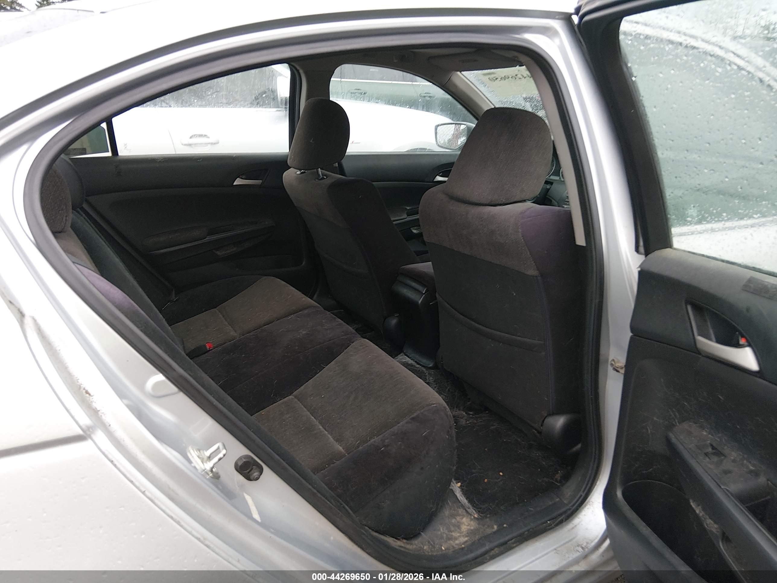 HONDA ACCORD image 8