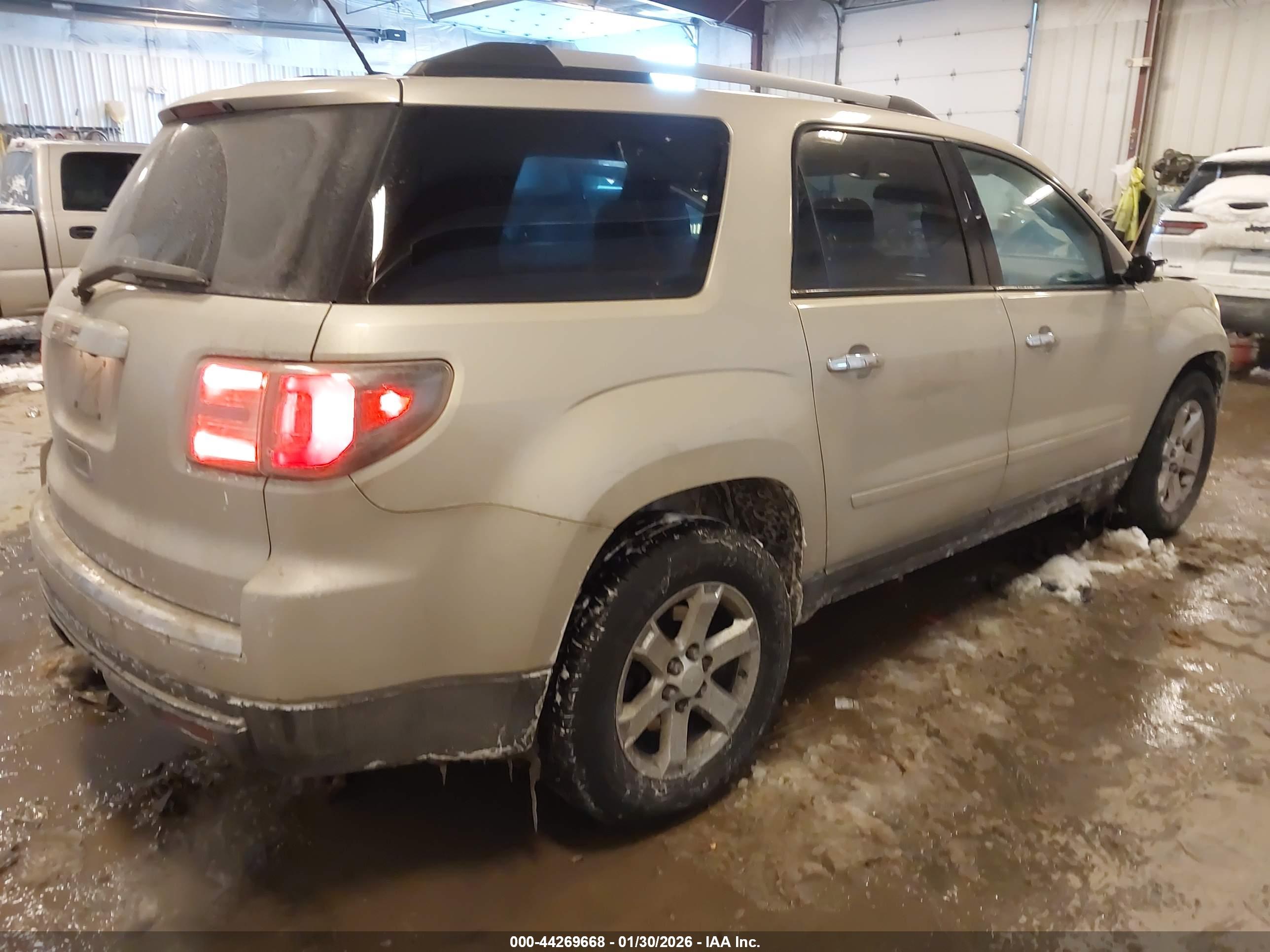 GMC ACADIA image 4