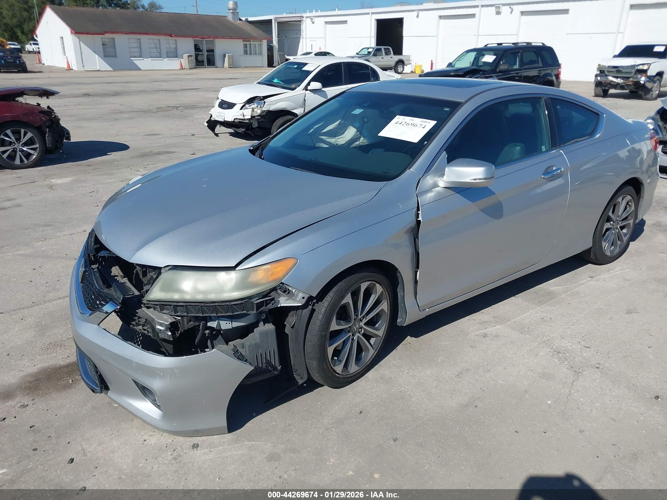 HONDA ACCORD image 2