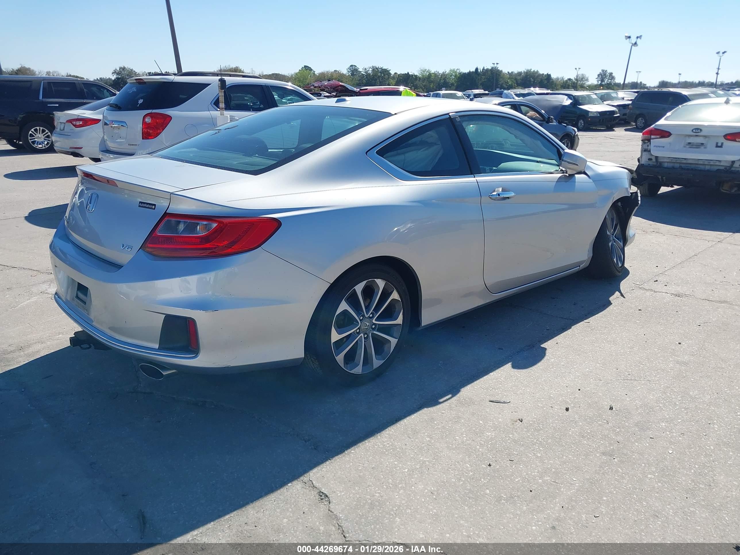 HONDA ACCORD image 4