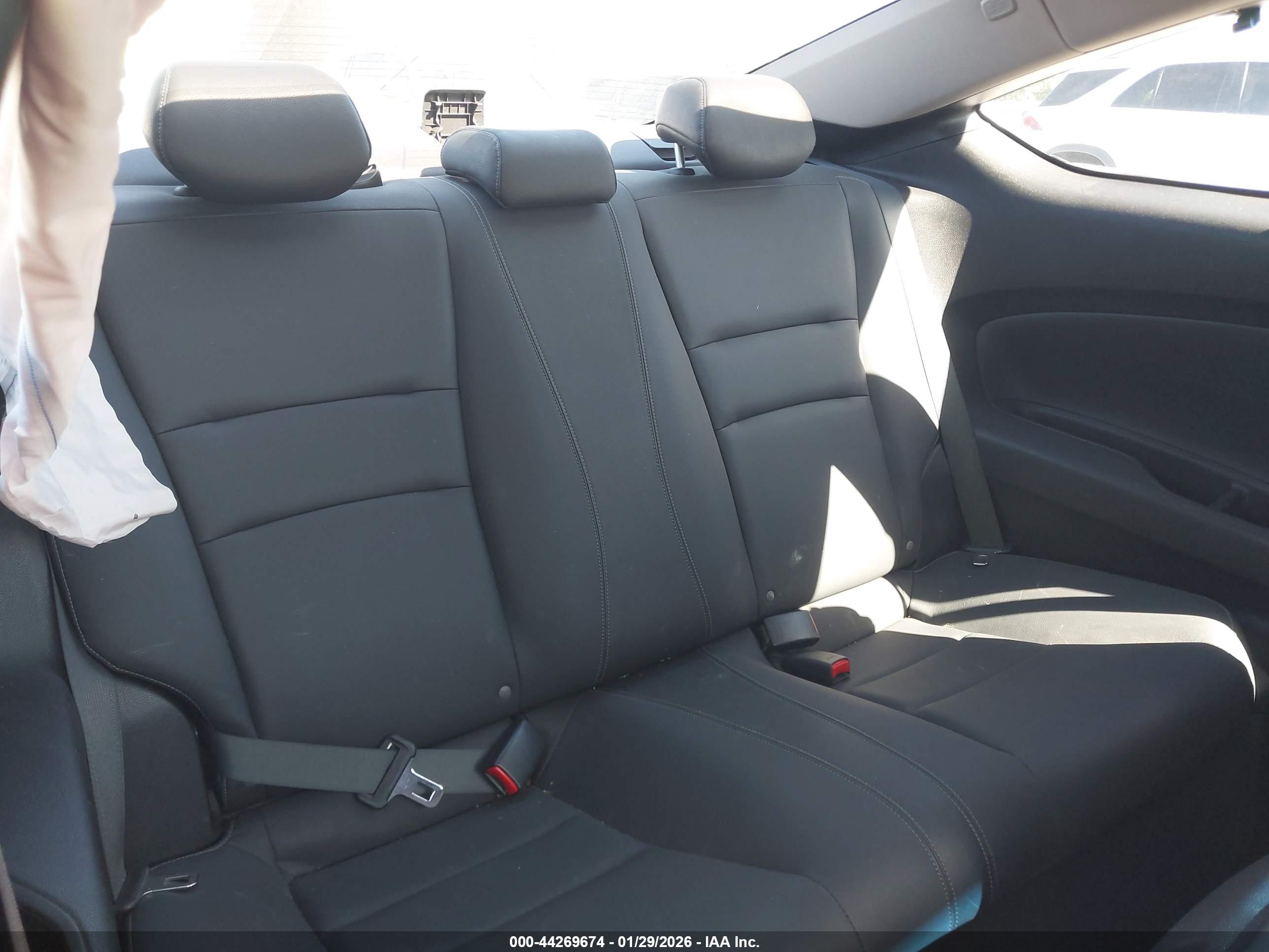 HONDA ACCORD image 8