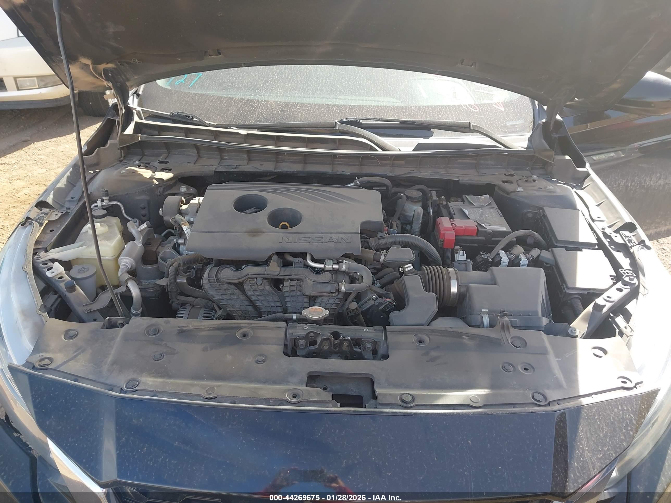 NISSAN ALTIMA image 10