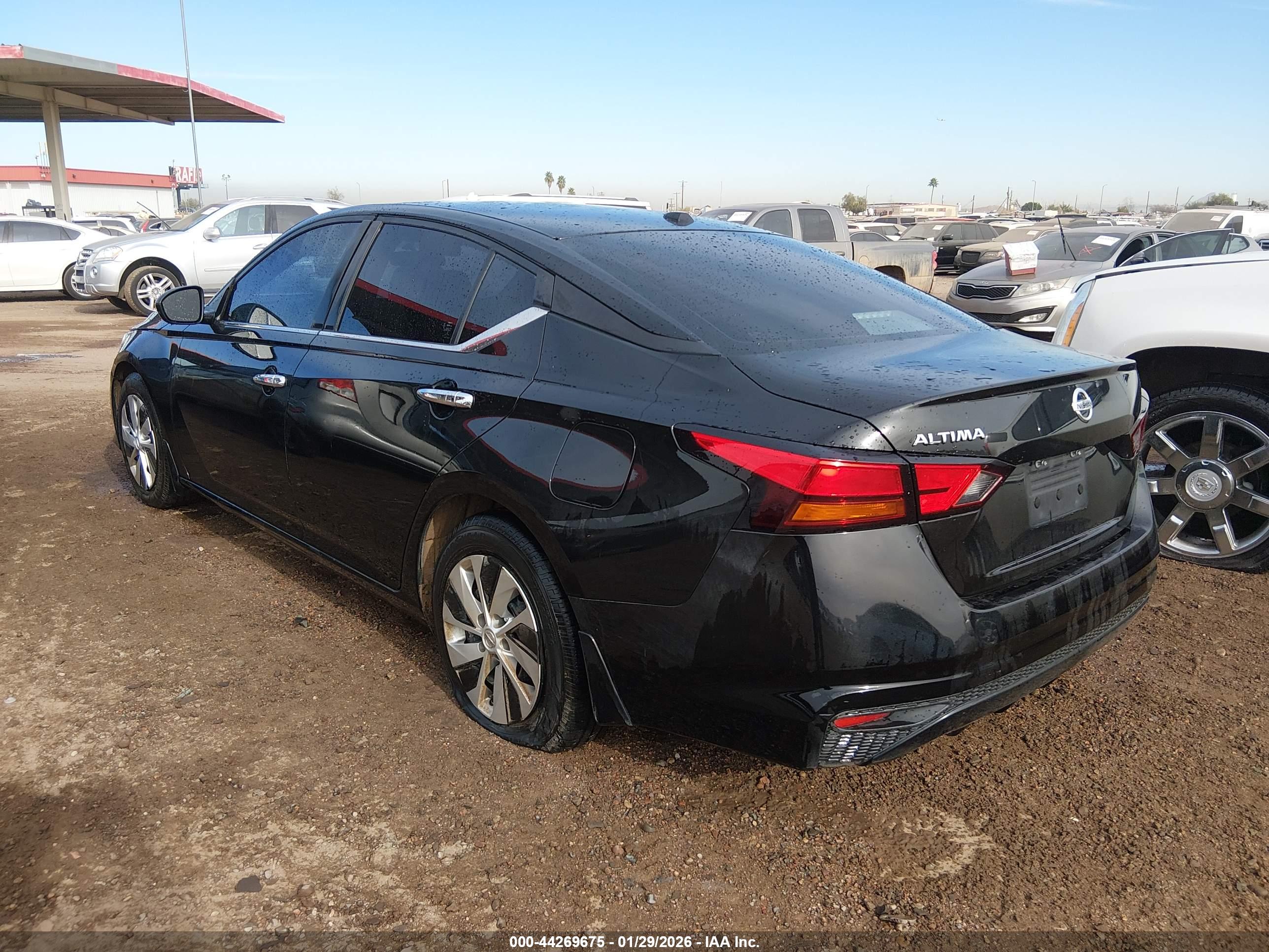 NISSAN ALTIMA image 3