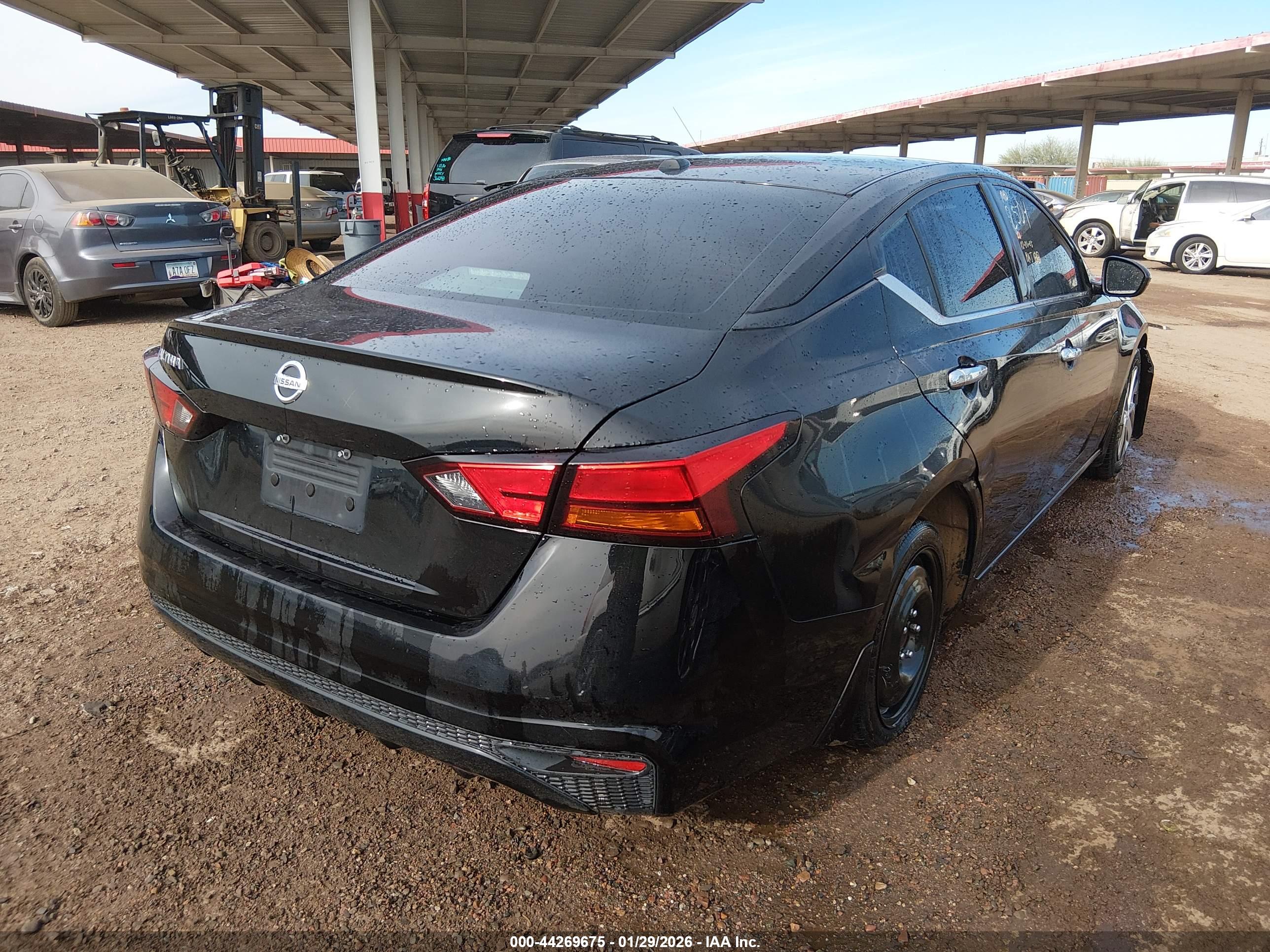 NISSAN ALTIMA image 4