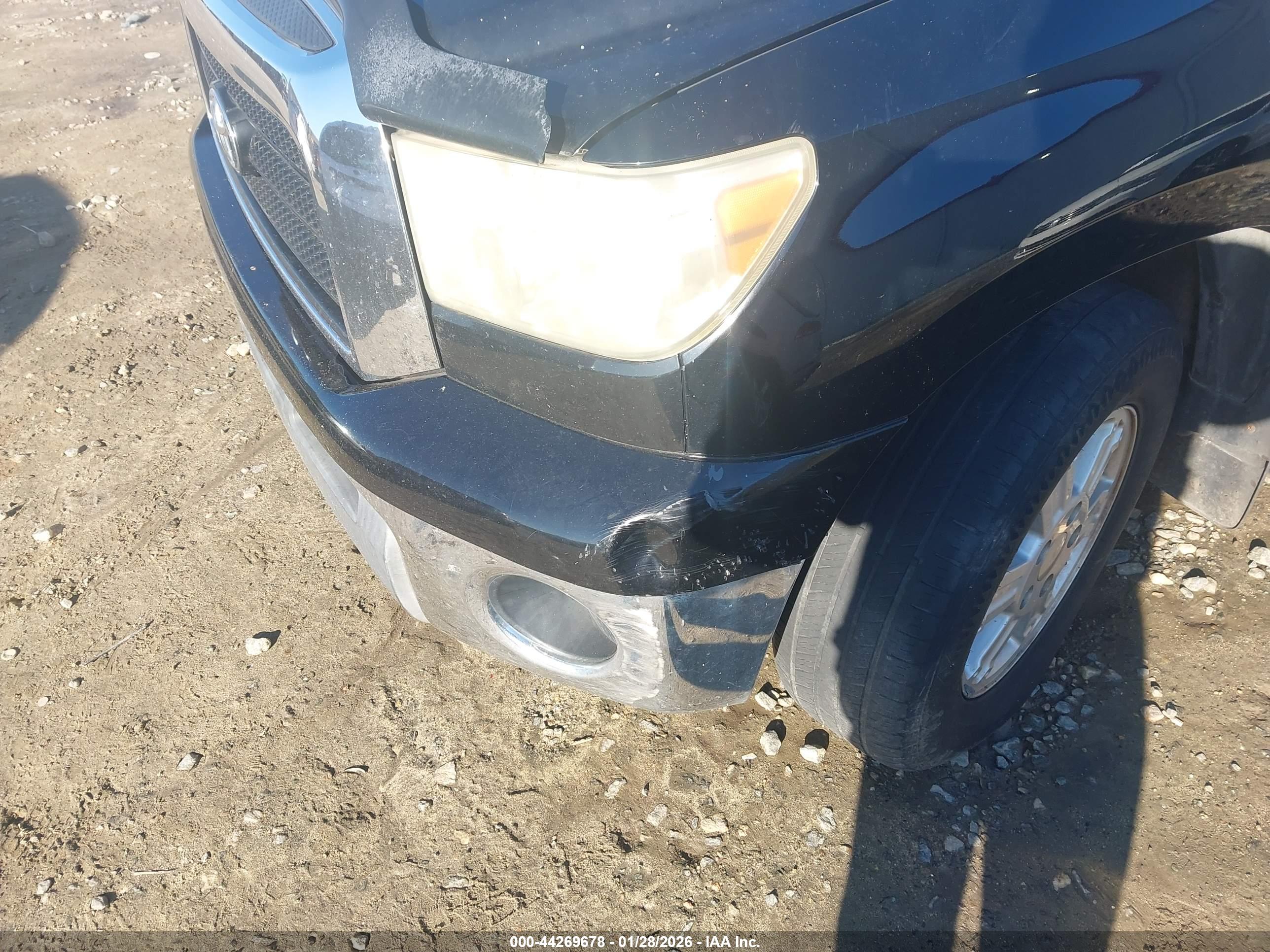 TOYOTA TUNDRA image 6