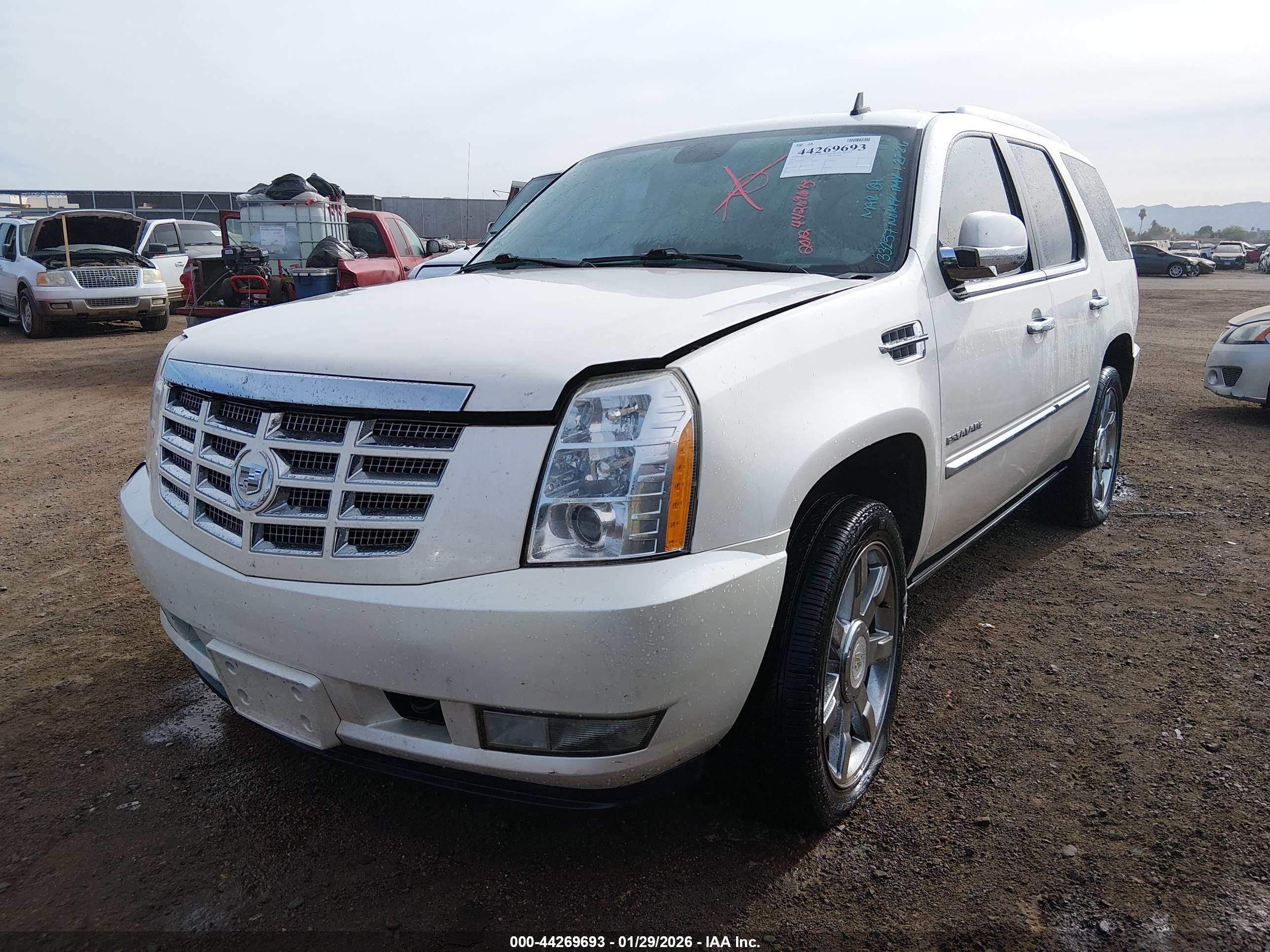 CADILLAC ESCALADE image 2