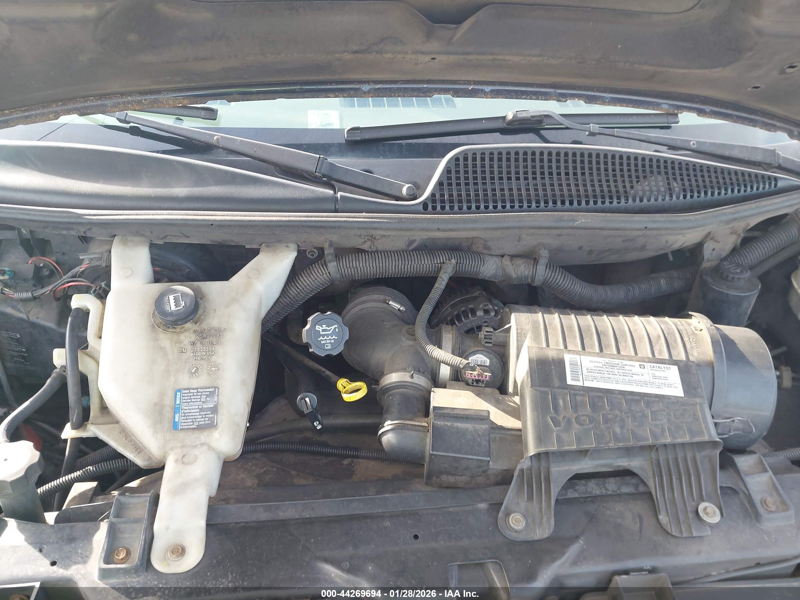 GMC SAVANA image 10