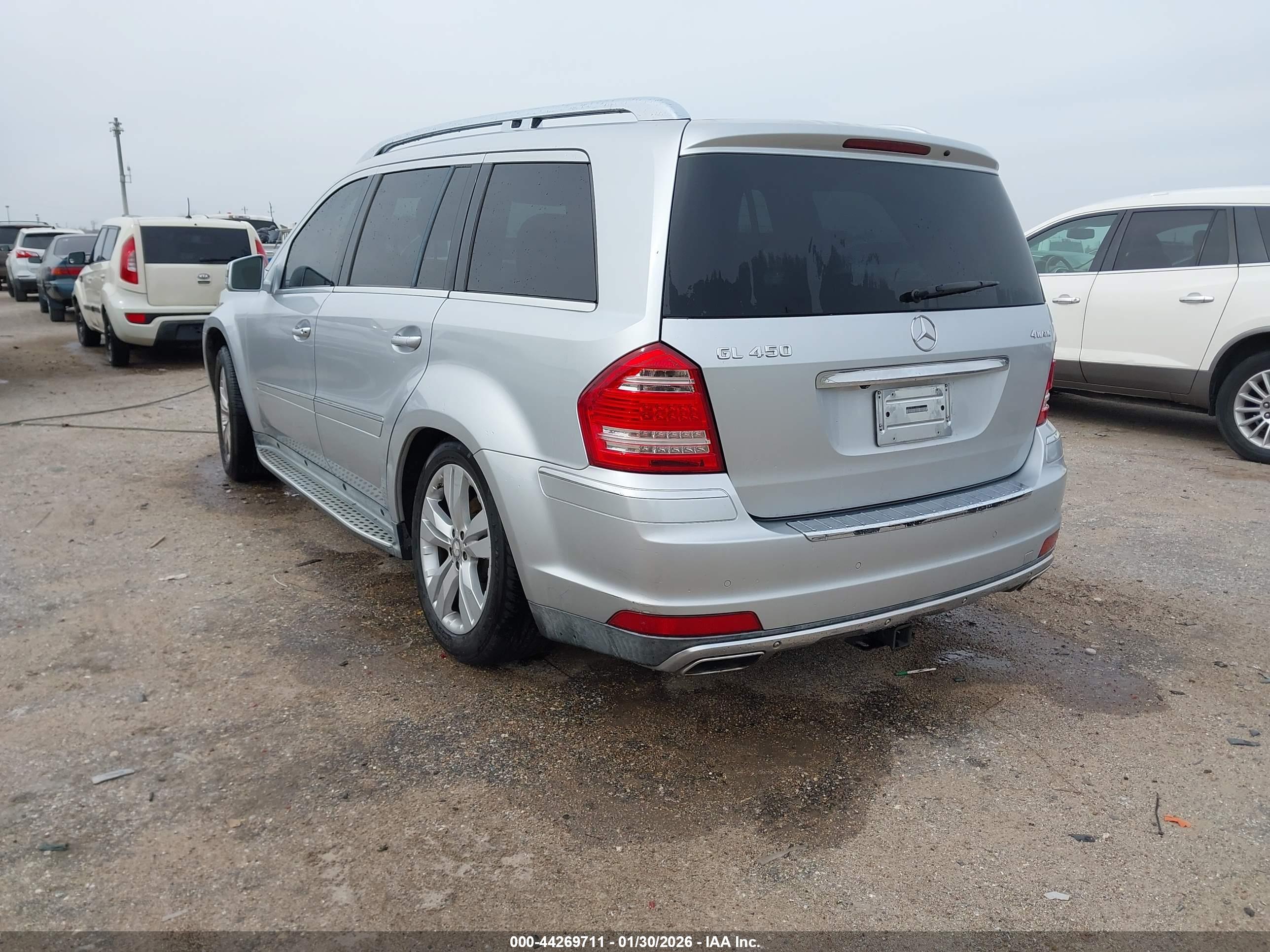 MERCEDES-BENZ GL image 3