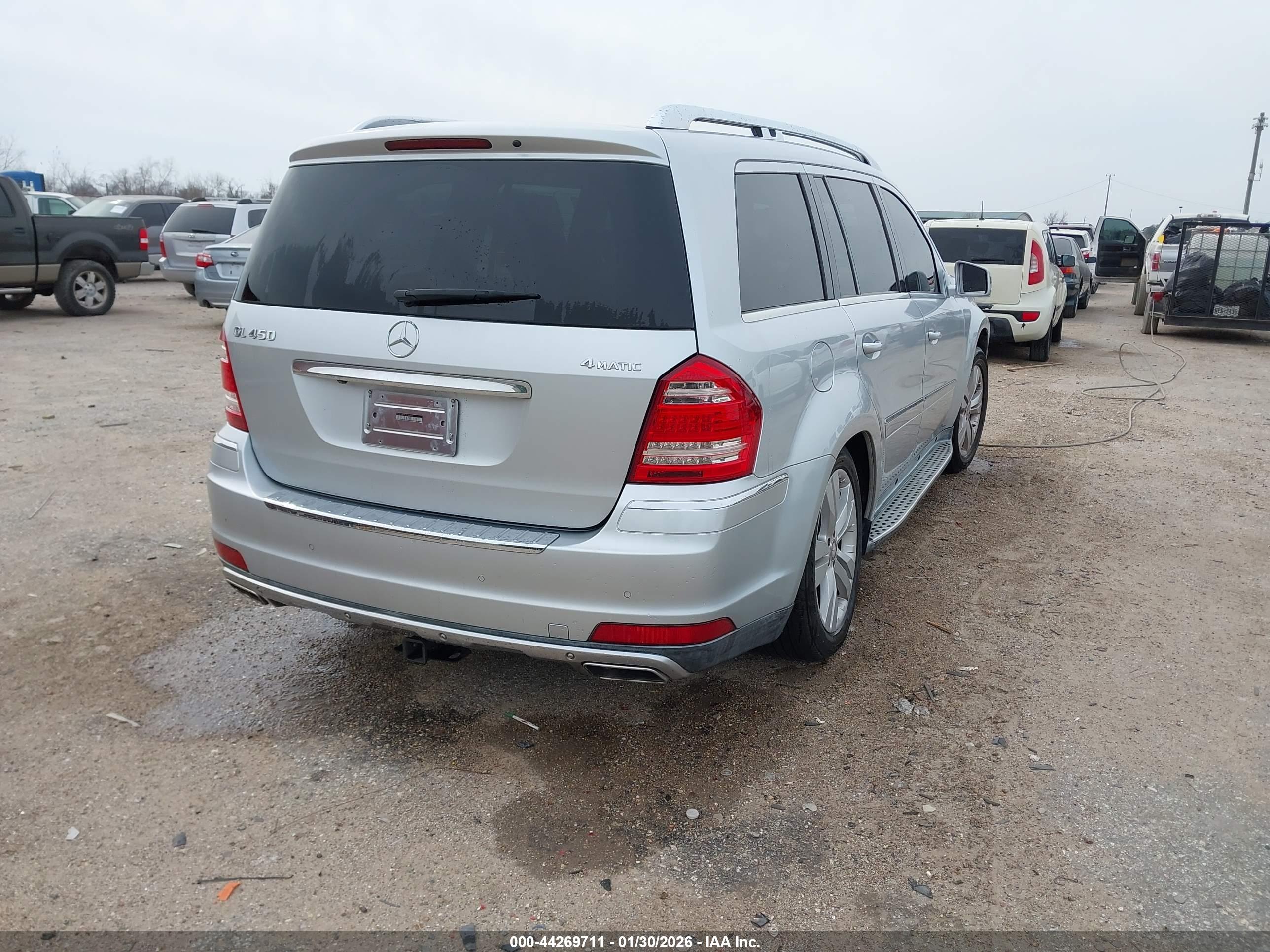 MERCEDES-BENZ GL image 4
