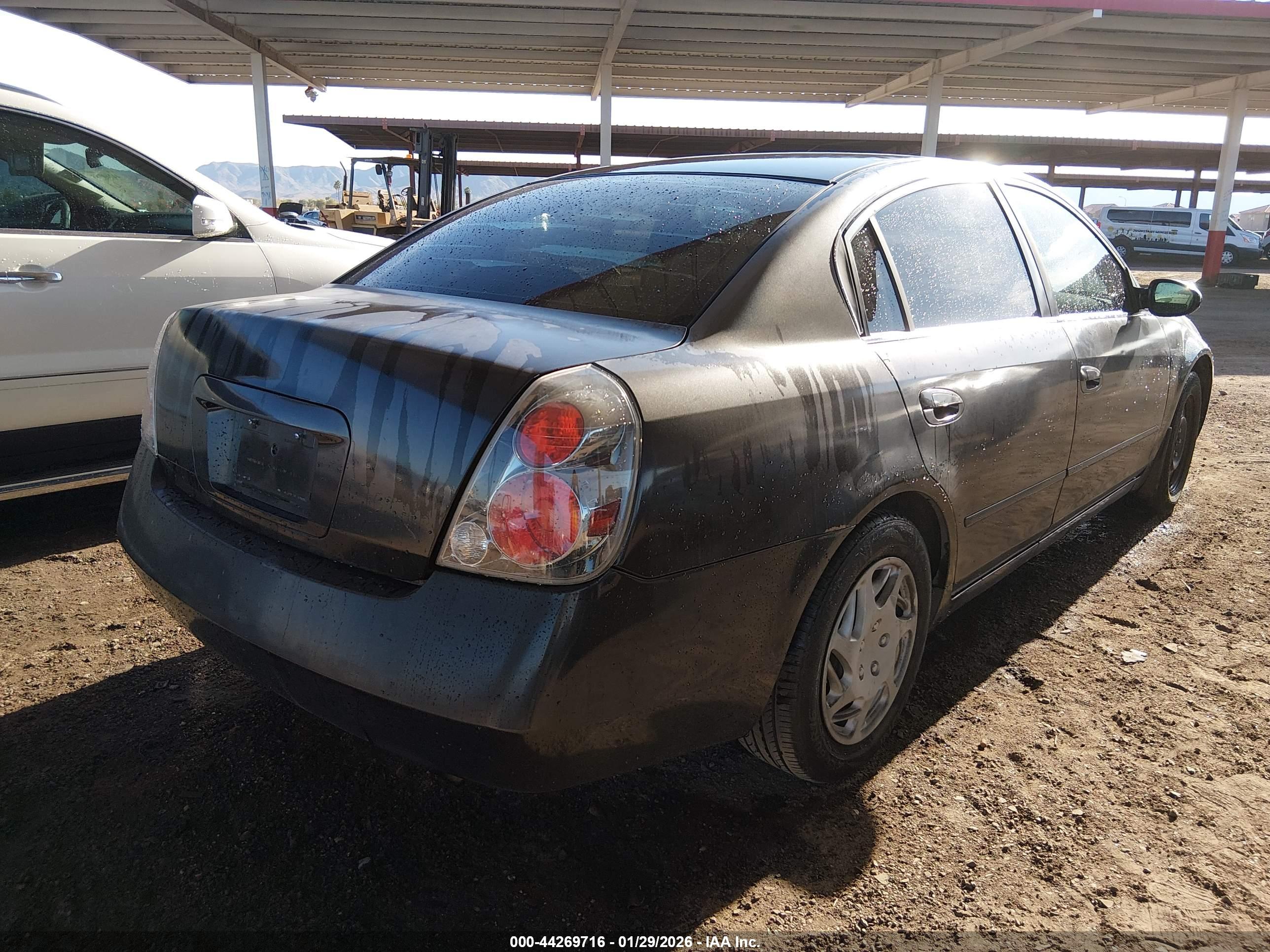 NISSAN ALTIMA image 4