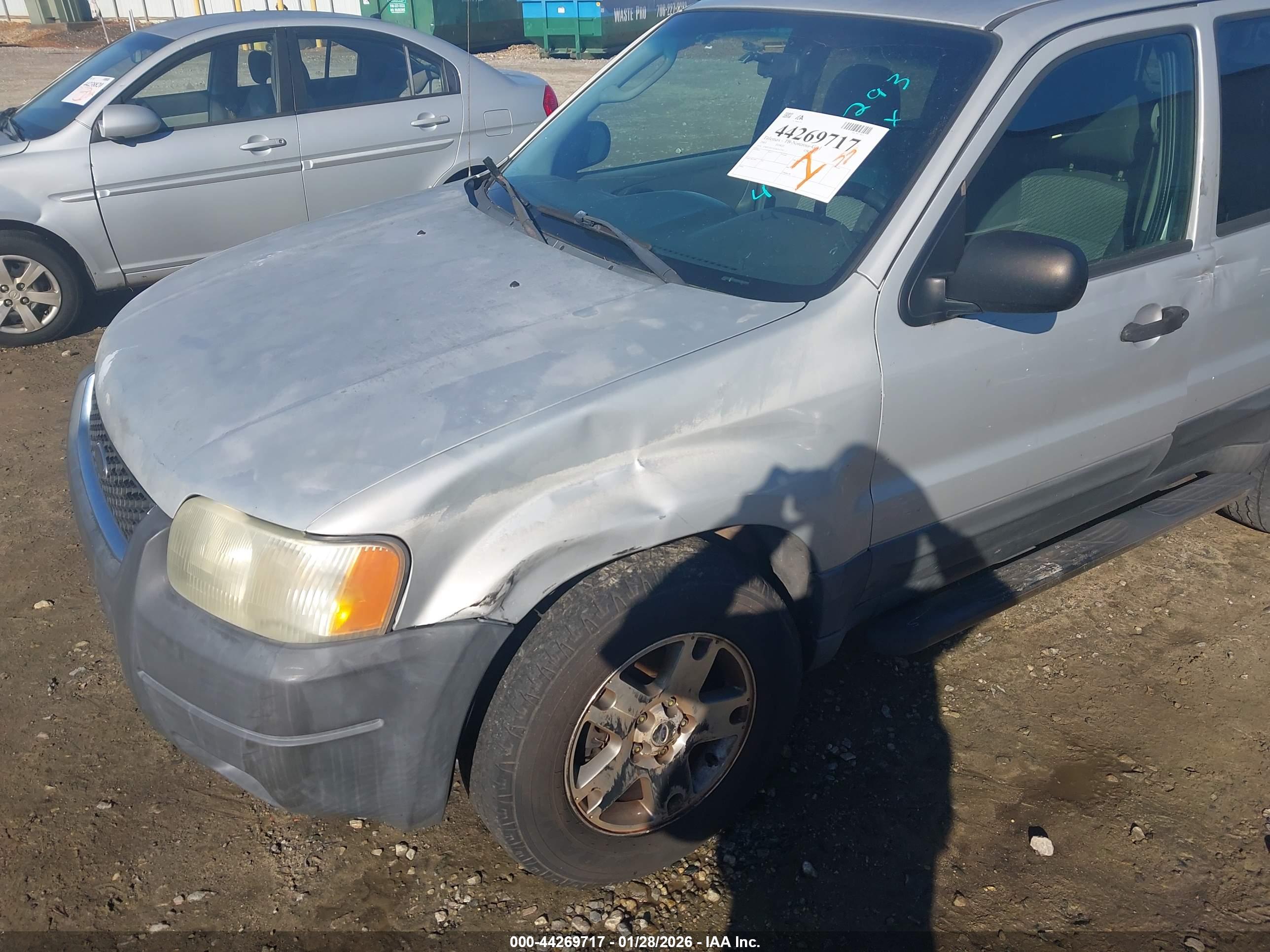 FORD ESCAPE image 6